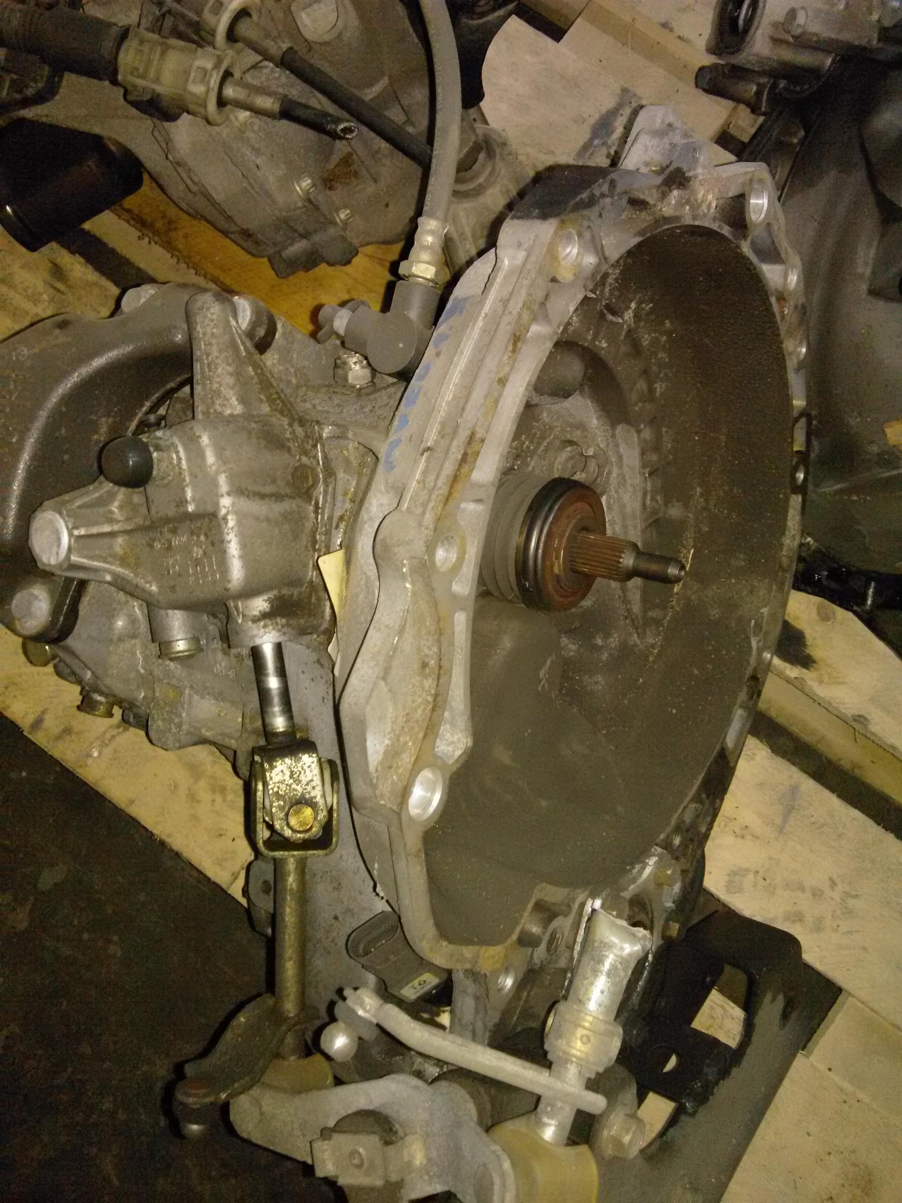 cutie viteze mecanica si rulment Chevrolet Aveo, 1.4S 16V