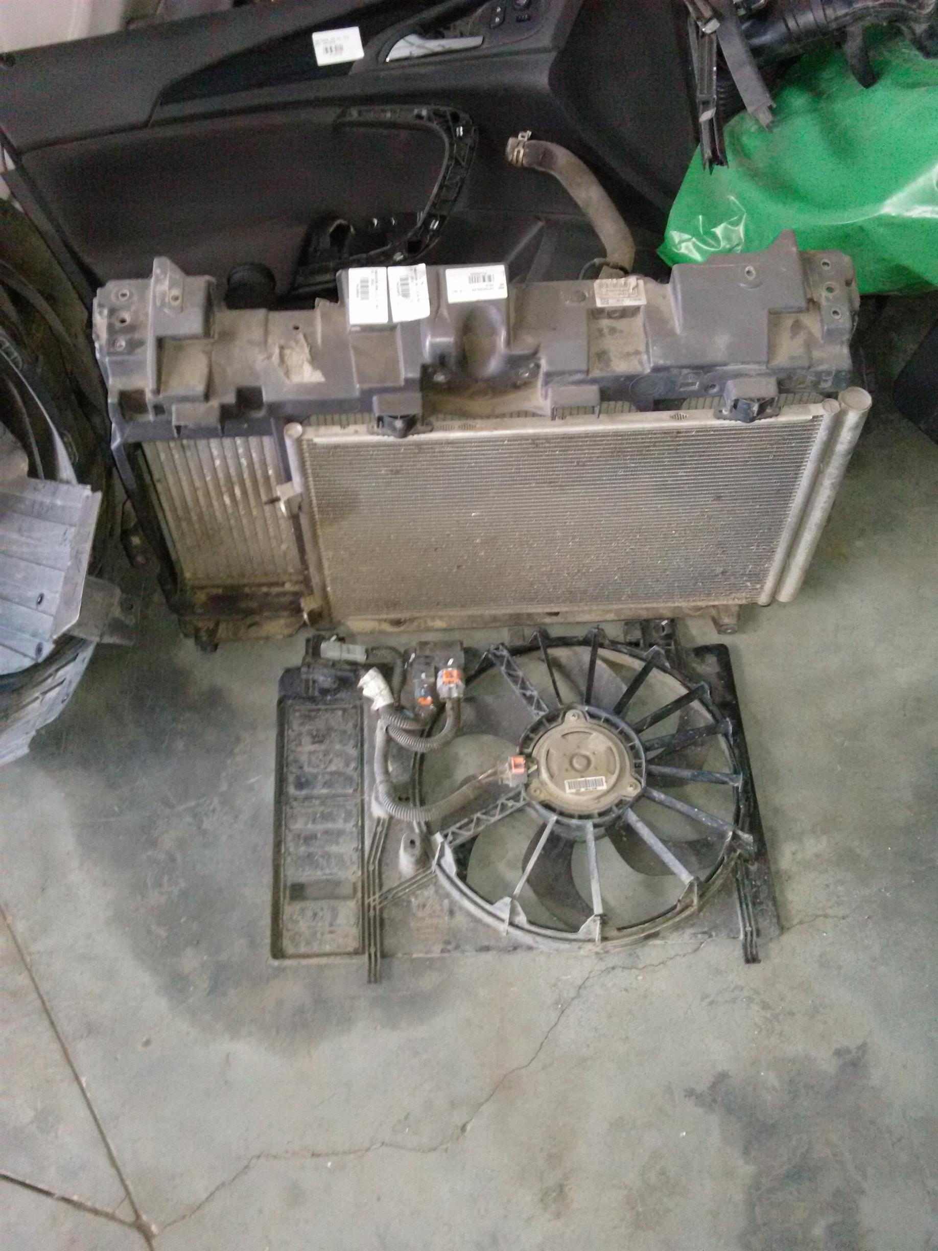 radiator intercooler Citroen C5, 1.6HDI, an 2012