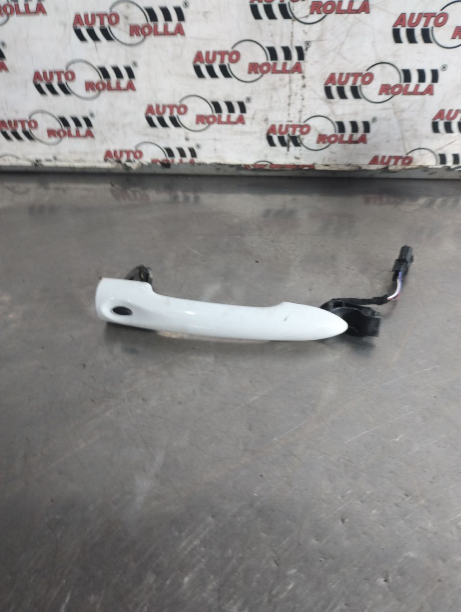 Maner exterior usa stanga fata Renault Clio an 2020 