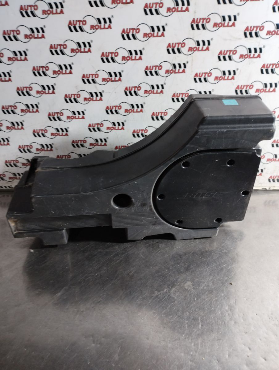 Subwoofer porpagaj Audi Q7 an 2016 