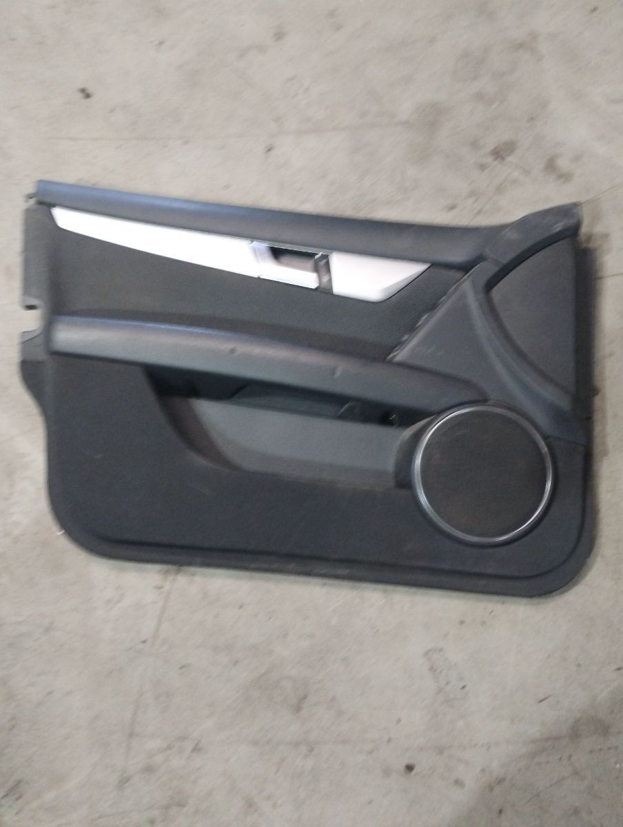 Tapiterie usa stanga fata Mercedes c class w204 an 2010 