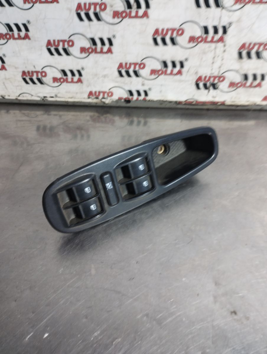 Butoane geamuri Fiat 500 an 2013 