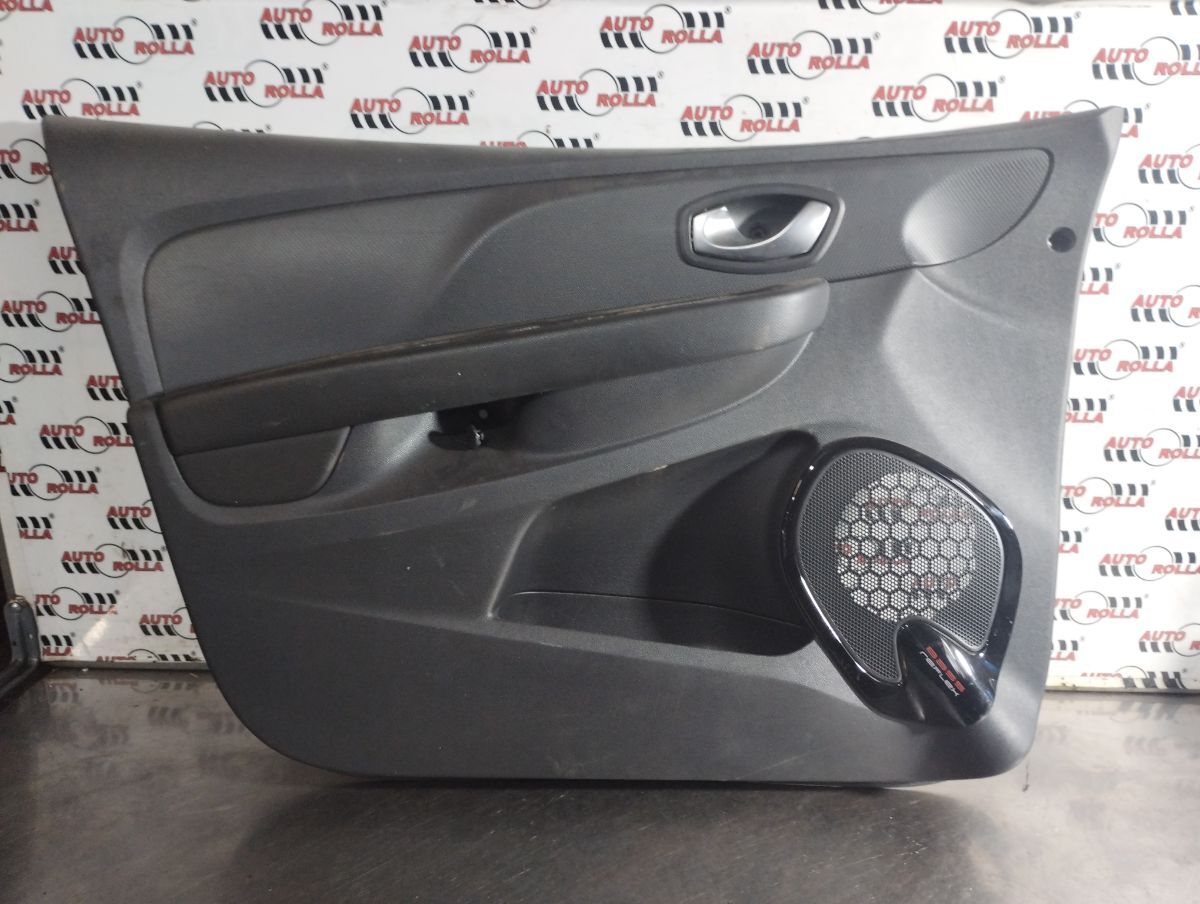 Tapiterie usa stanga fata Renault Clio an 2020