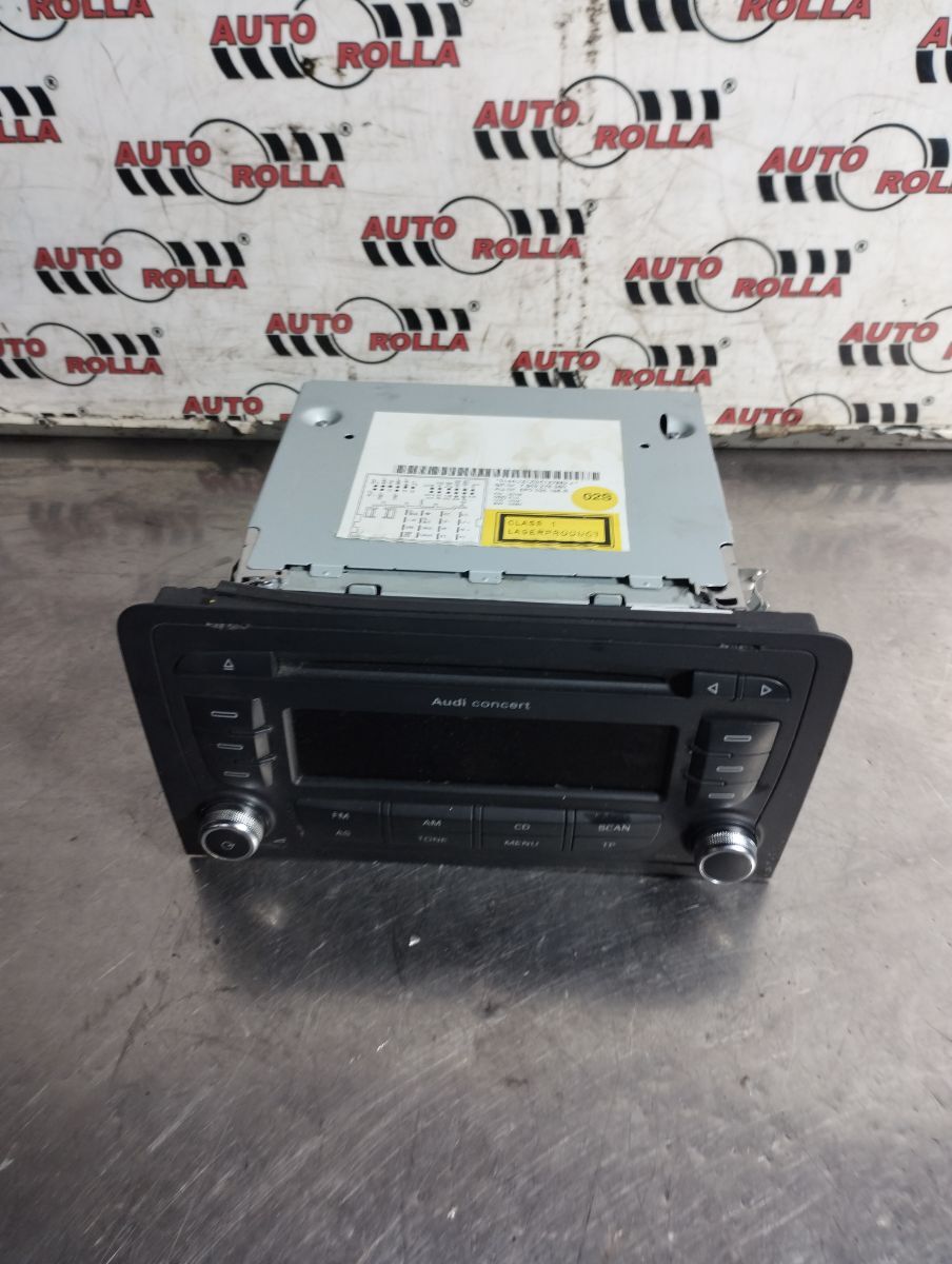 CD player Audi A3 an 2009