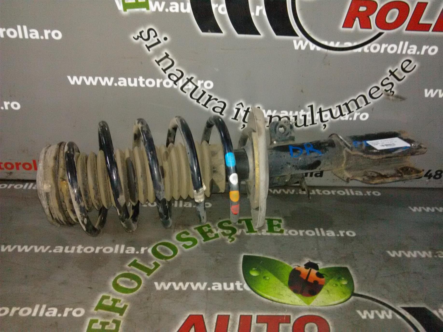 Amortizor dreapta fata complet Peugeot 308 1.6 HDI an 2015