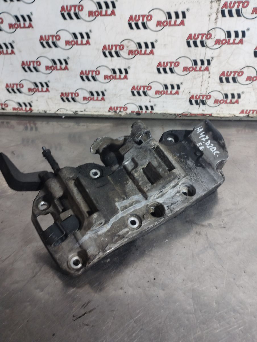 Suport accesorii Bmw F30 2.0d an 2014