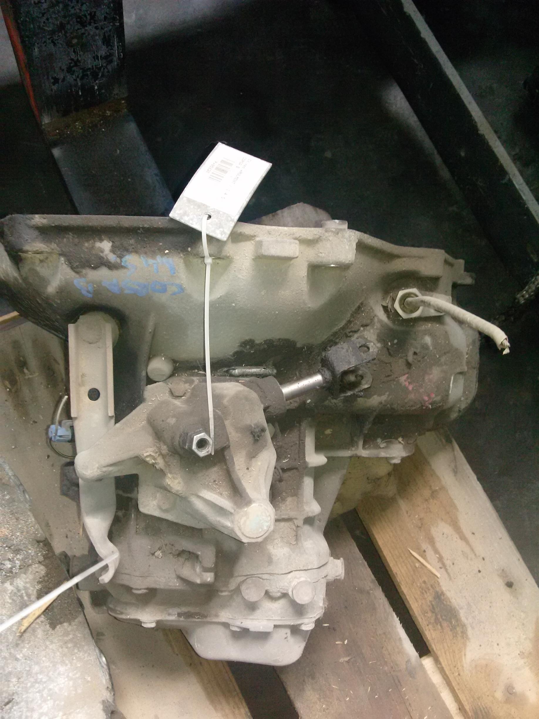 cutie viteze mecanica si rulment Opel Corsa B, 1.4S