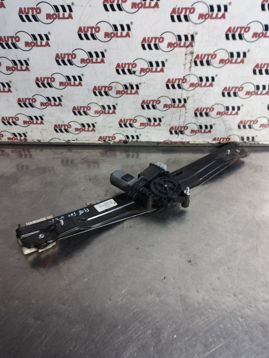 Macara+motoras usa dreapta fata Fiat 500 an 2013