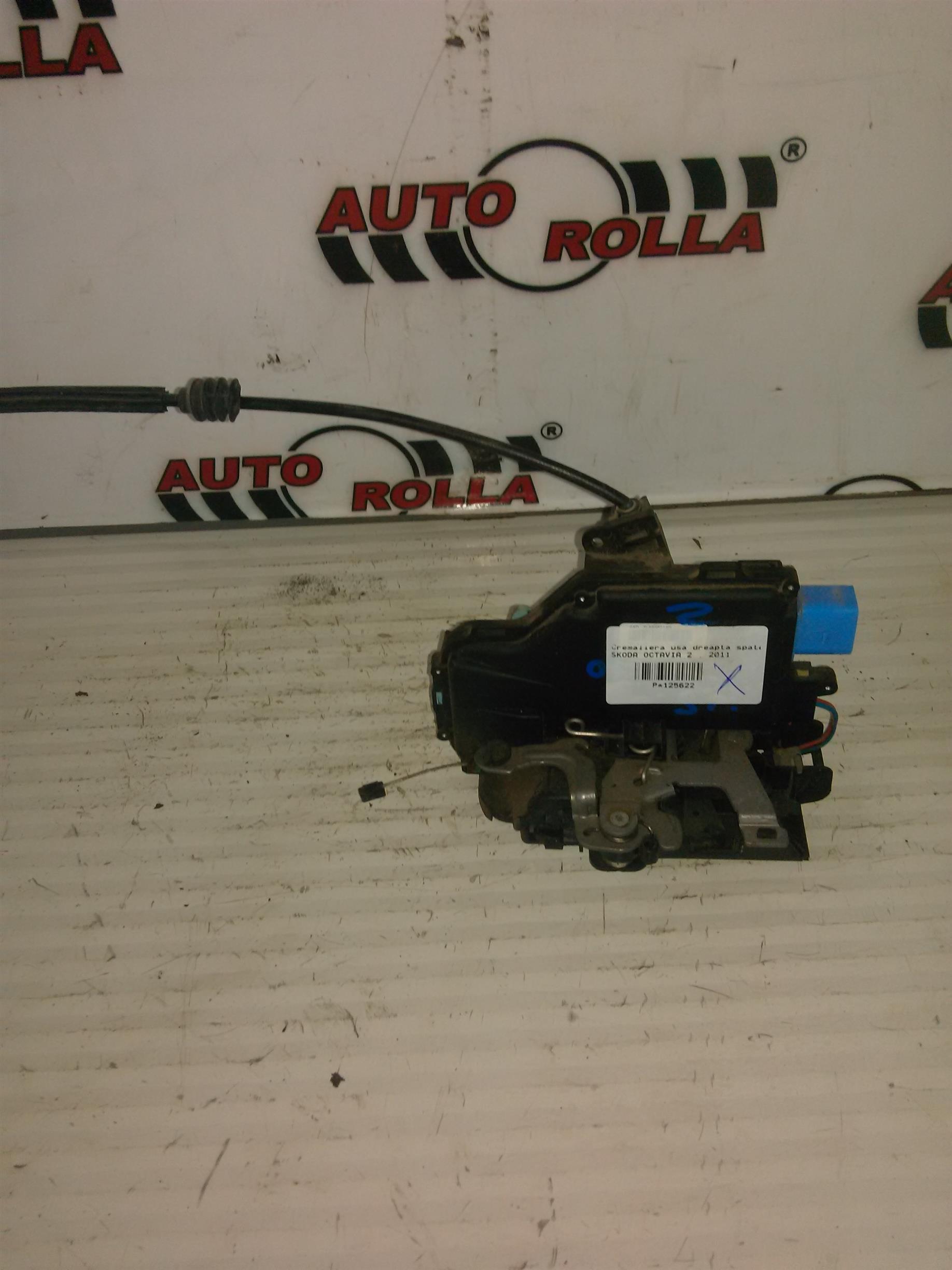 cremaliera usa dreapta spate Skoda Octavia 2, an 2011