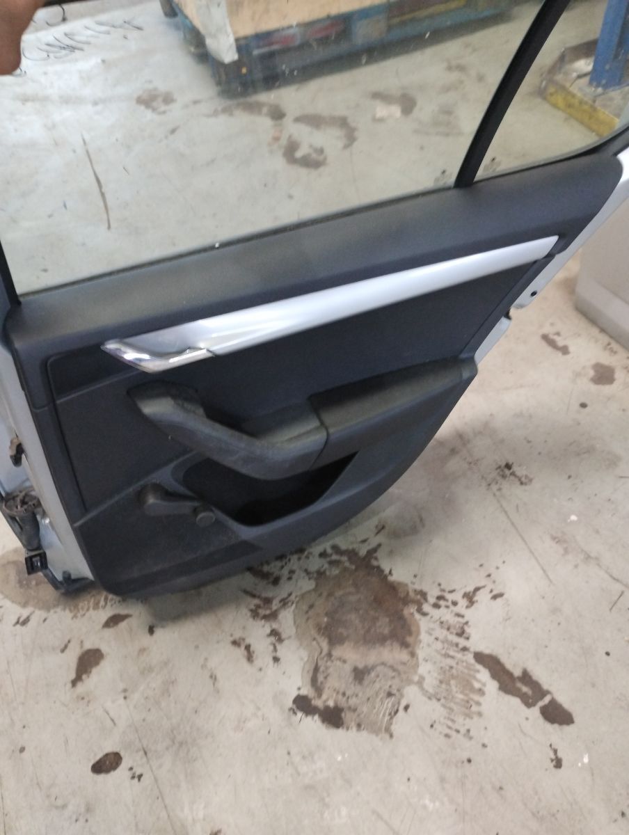 Tapiterie usa dreapta spate Skoda Octavia 3 an 2015 