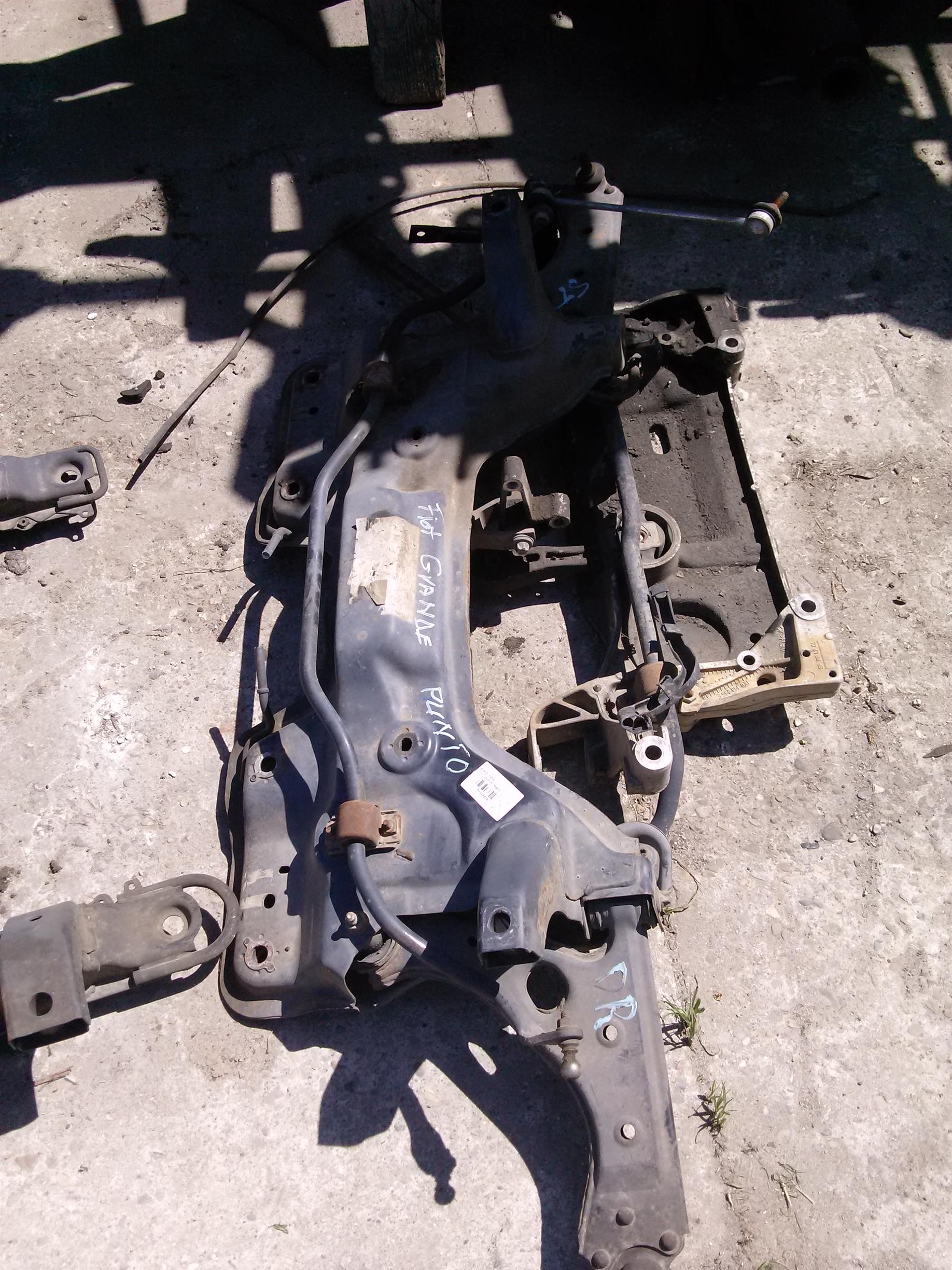 punte fata Fiat Grande Punto