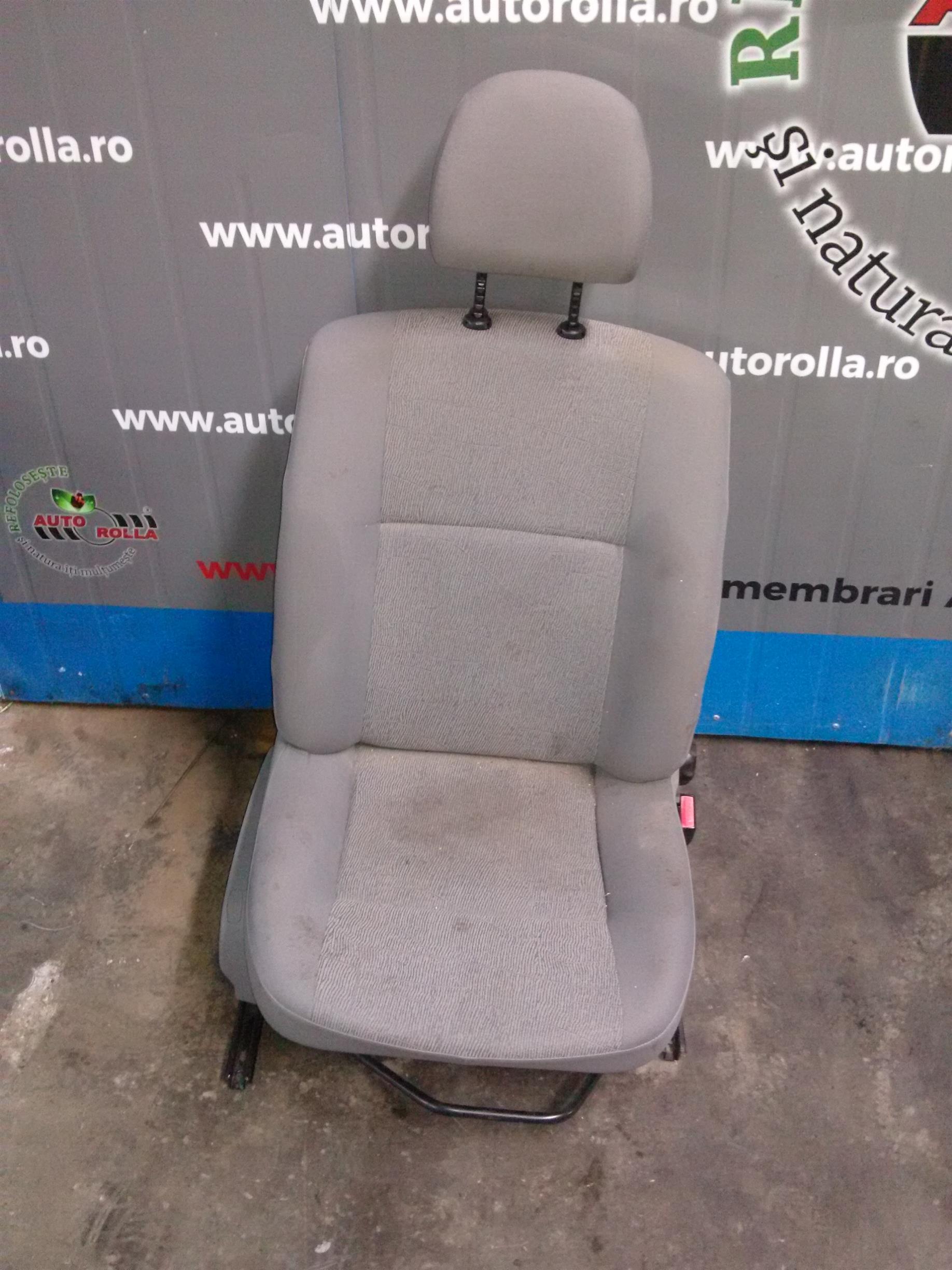 Scaun fata pasager Dacia Logan