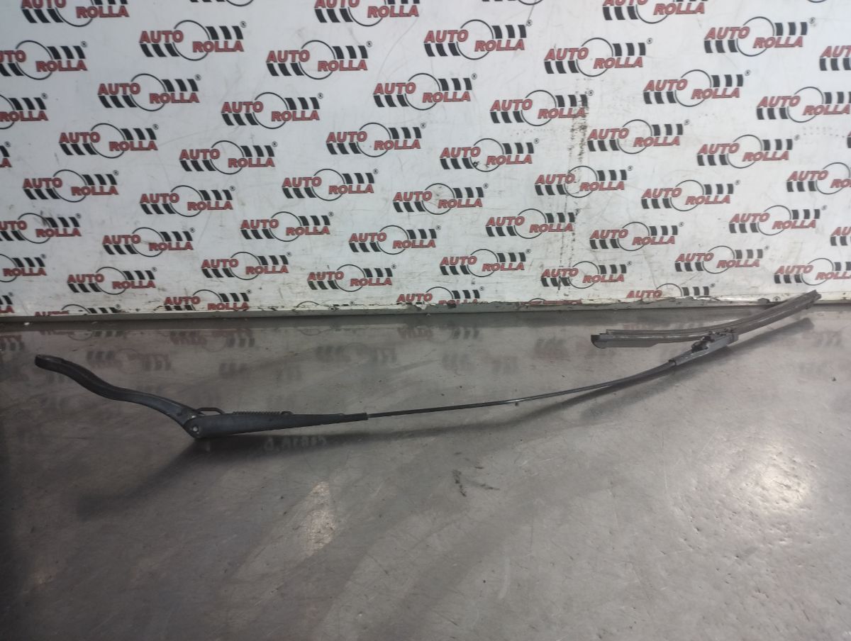 Brat stergator dreapta Opel Corsa D 1.3D an 2008