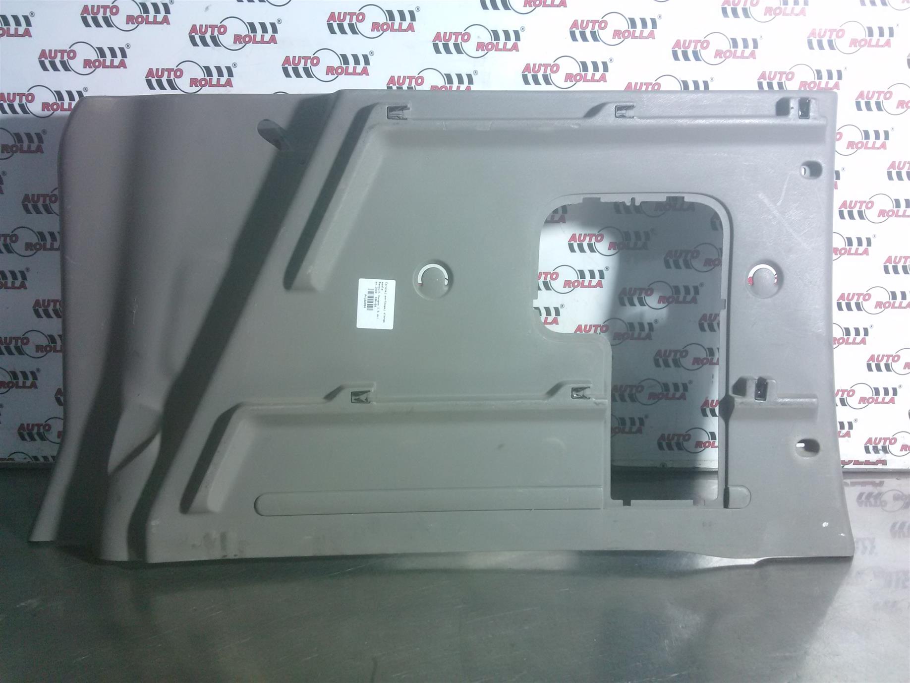 Carenaj portbagaj stanga spate Renault Kangoo 1.5 dci, an 2008, K9K-B8