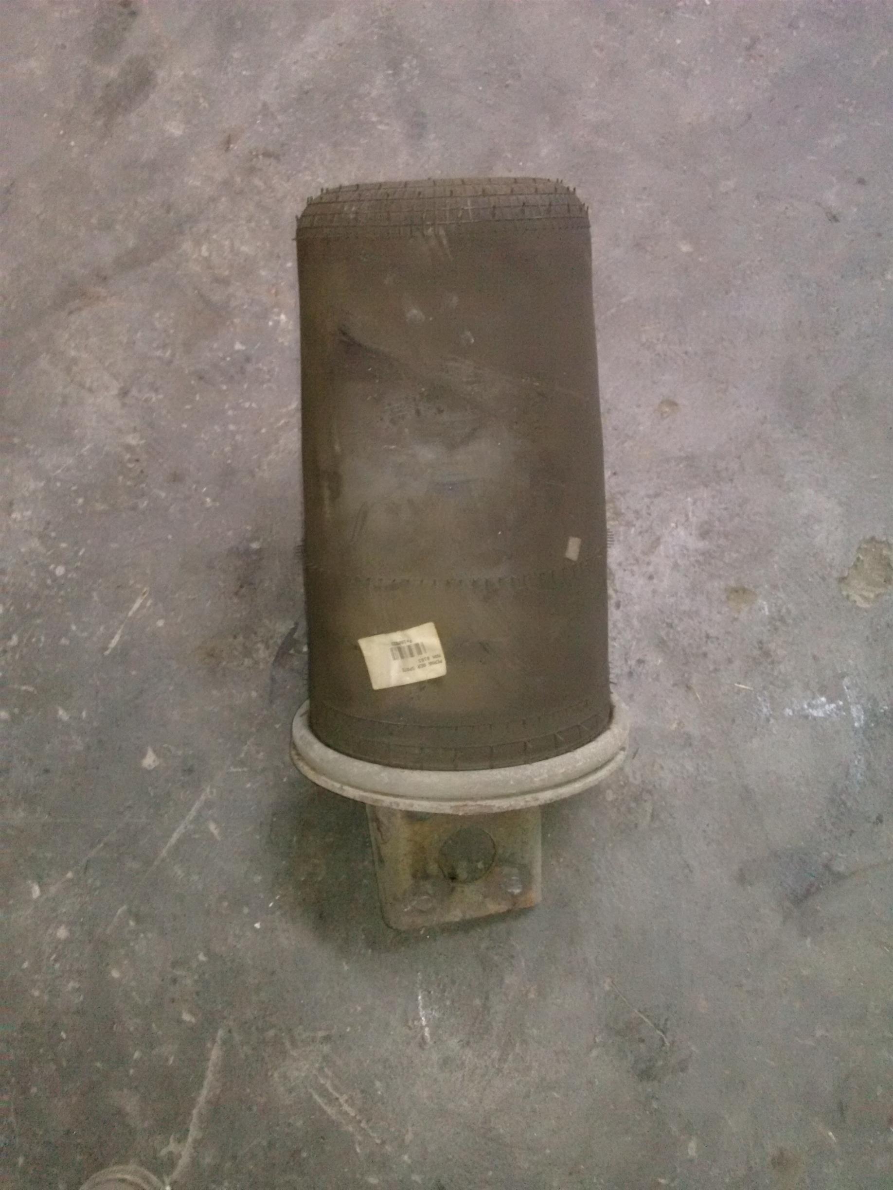 perna aer spate MAN 8163
