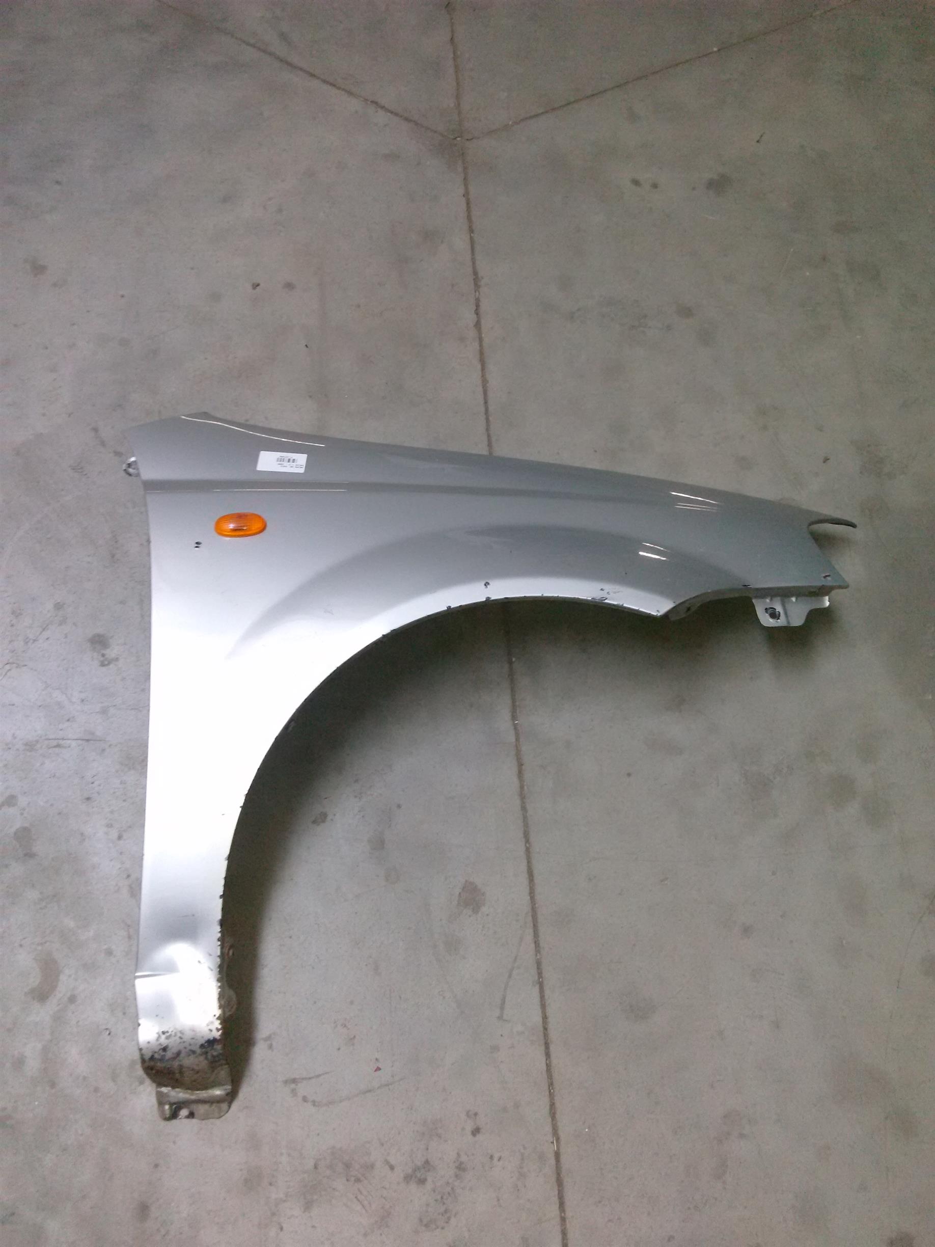 aripa dreapta fata Chevrolet Kalos 1.4S, an 2005