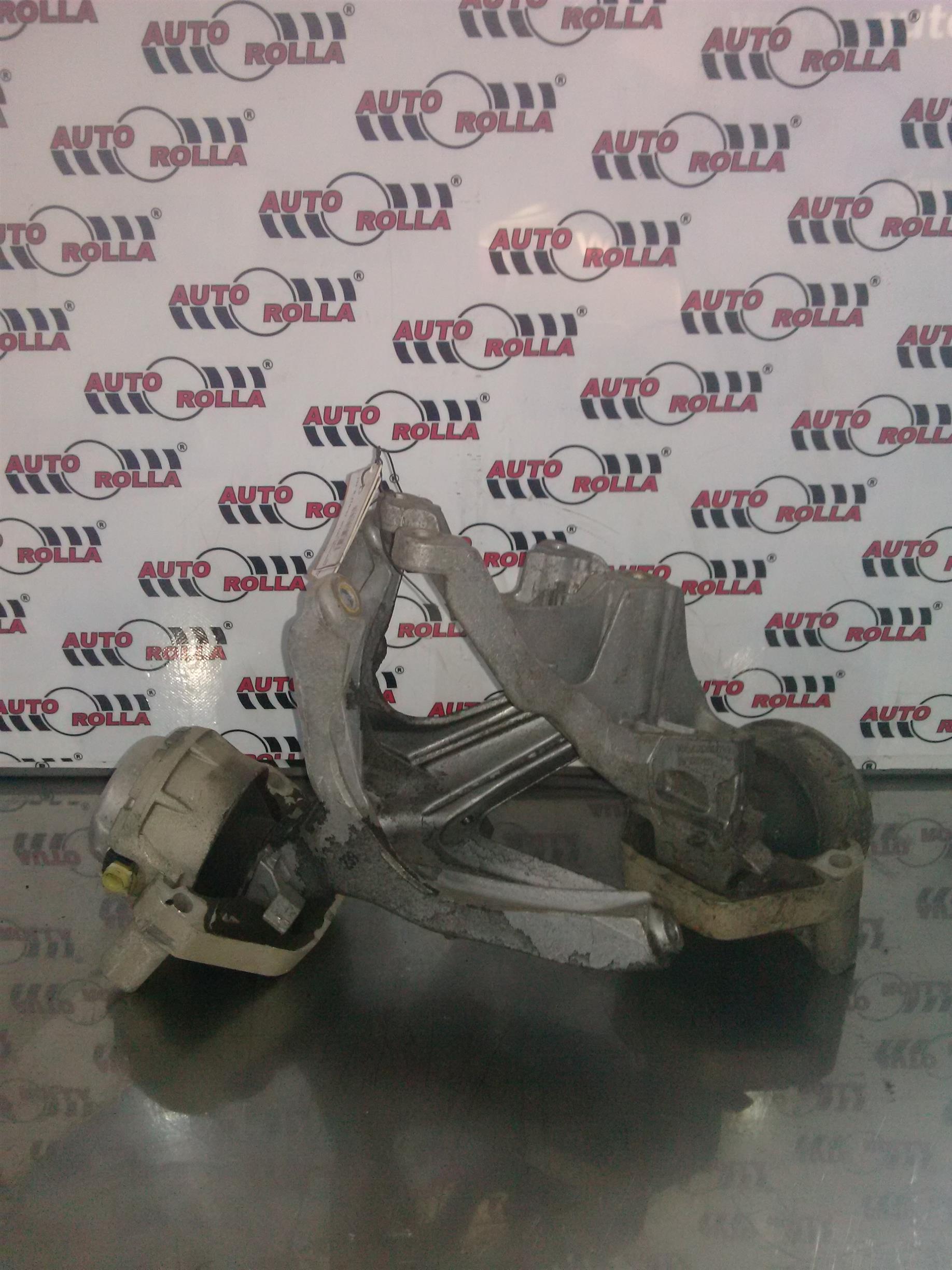 tampoane motor stanga si dreapta Audi A6, 2.0TDI an 2013