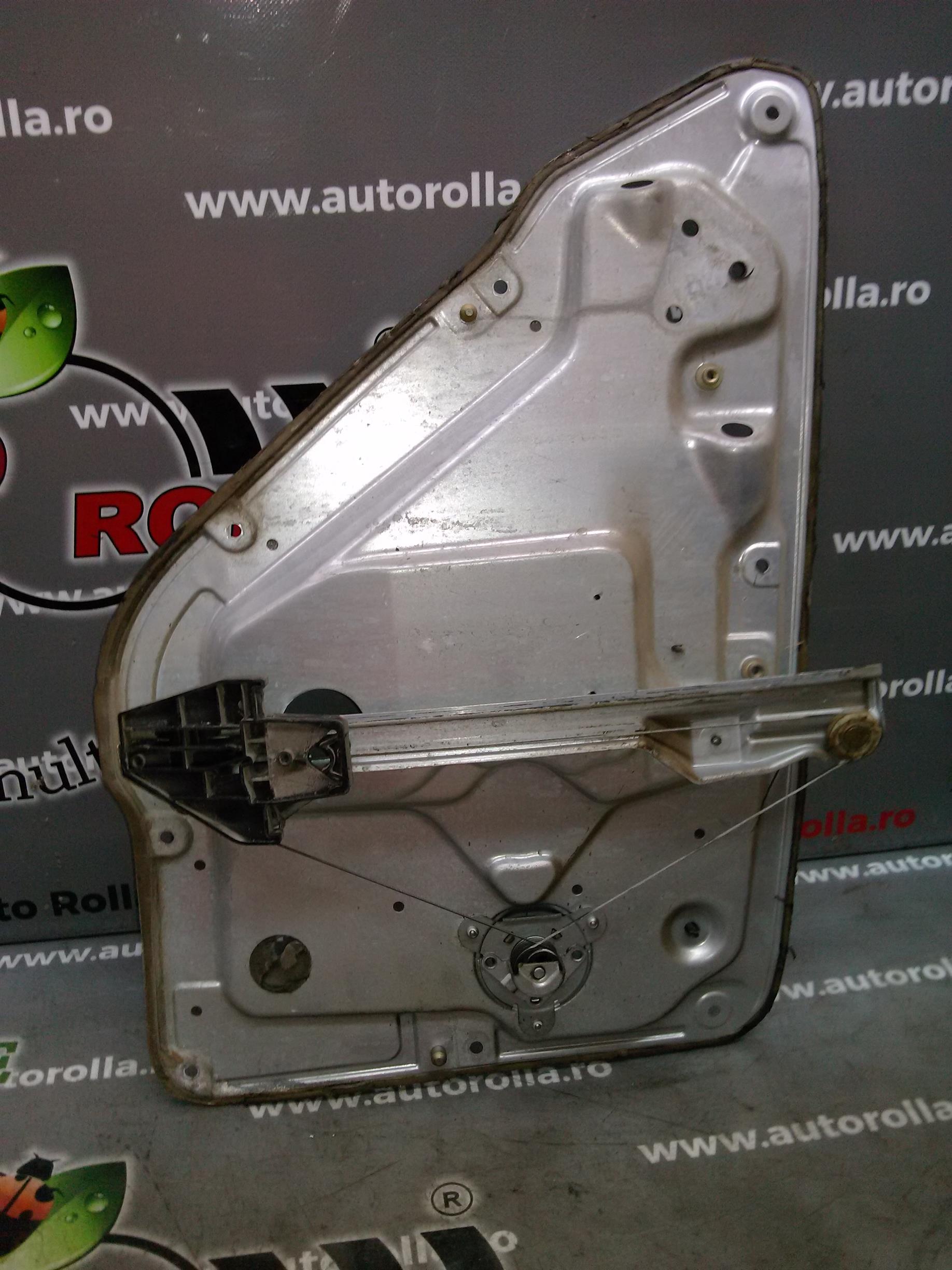 macara mecanica usa dreapta spate Skoda Fabia