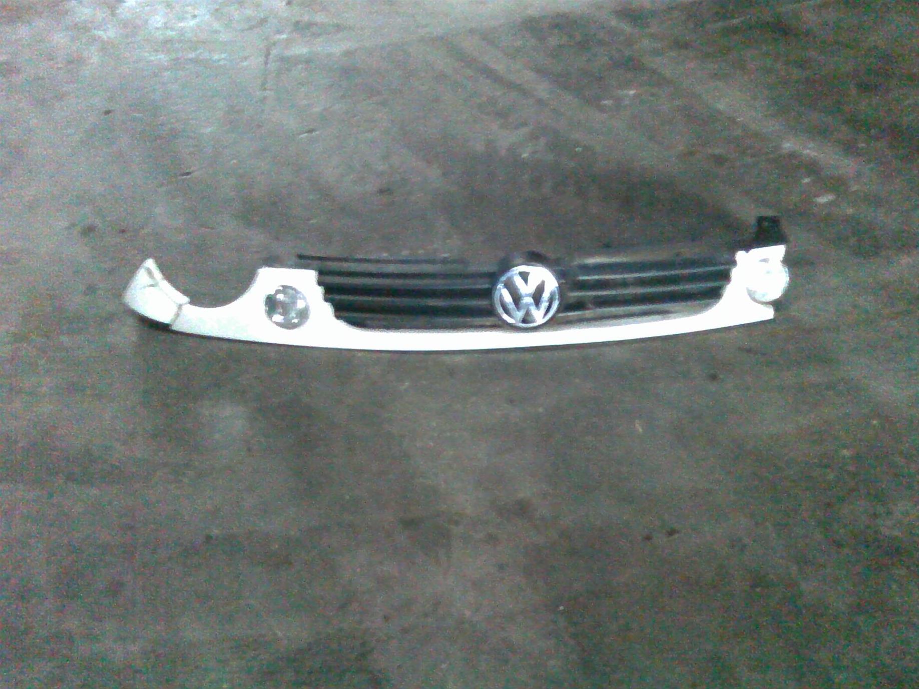 masca fata si proiectoare Volkswagen Lupo, an 2002