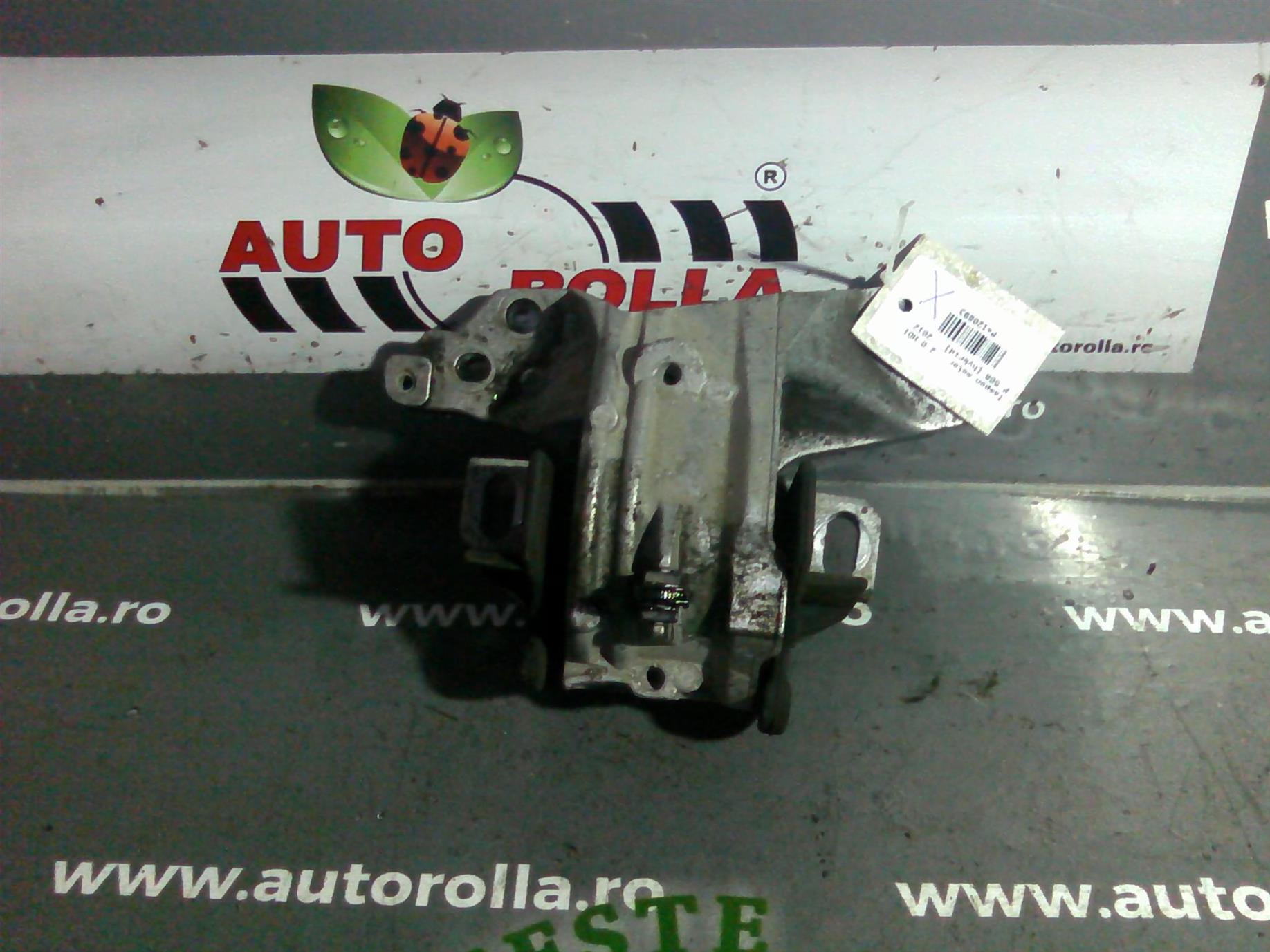 tampon motor Peugeot 508, 2.0HDI, an 2012 hybrid