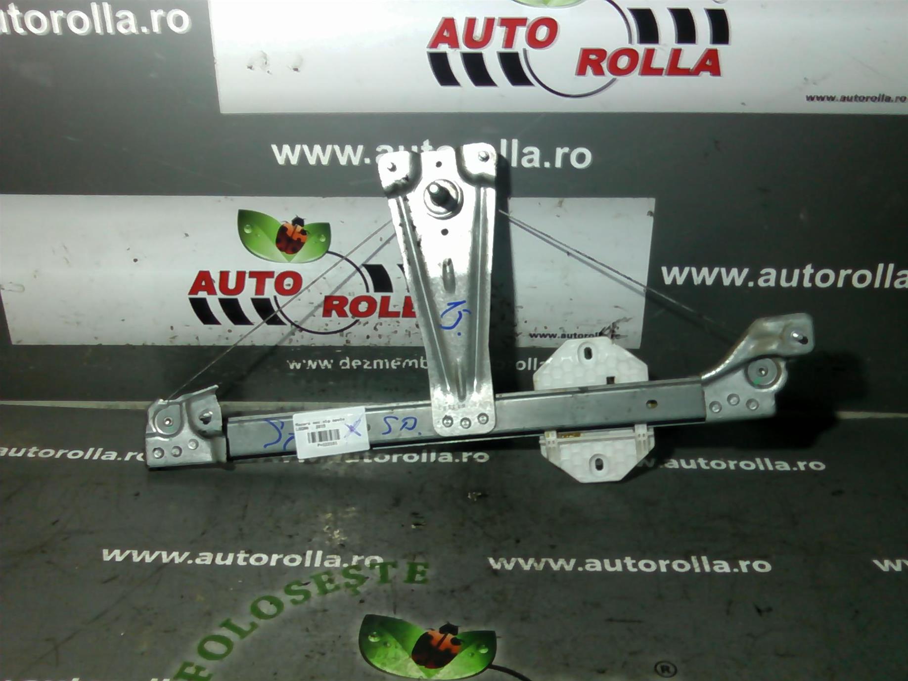 macara mecanica stanga spate Dacia Logan, an 2015
