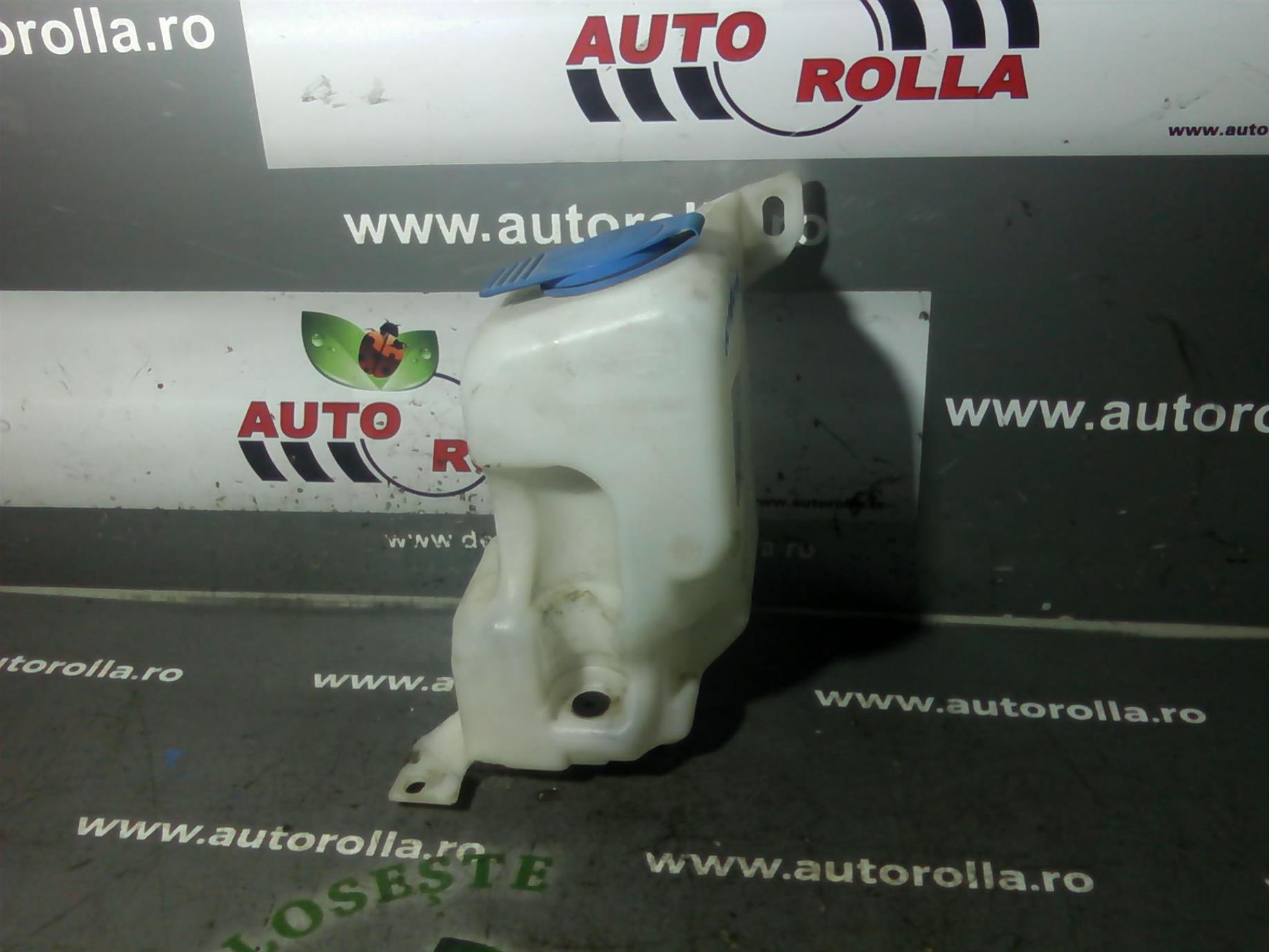vas stropitor parbriz Skoda Octavia 1