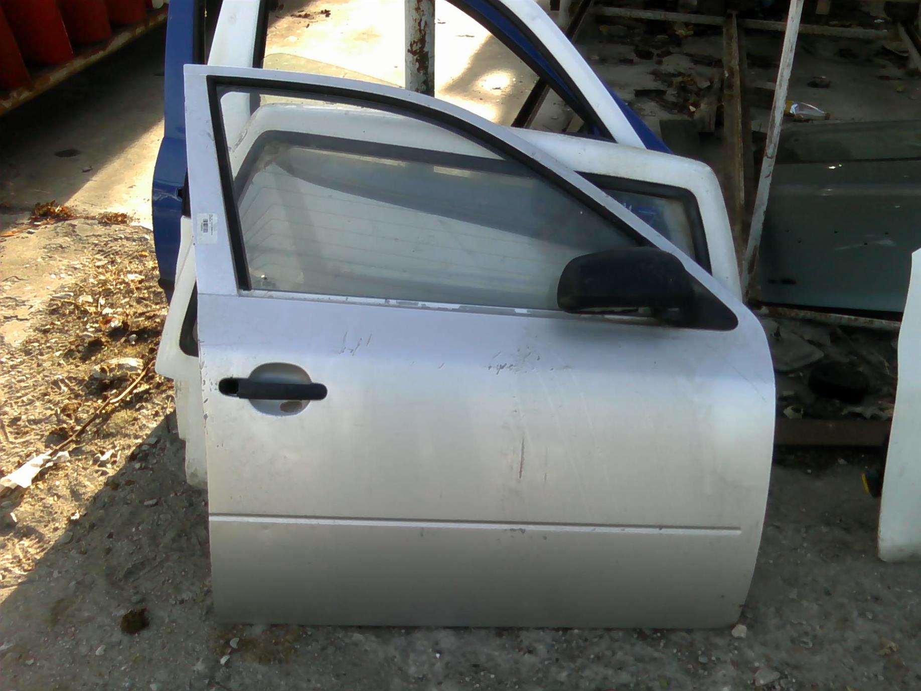 usa dreapta fata completa Skoda Octavia 1