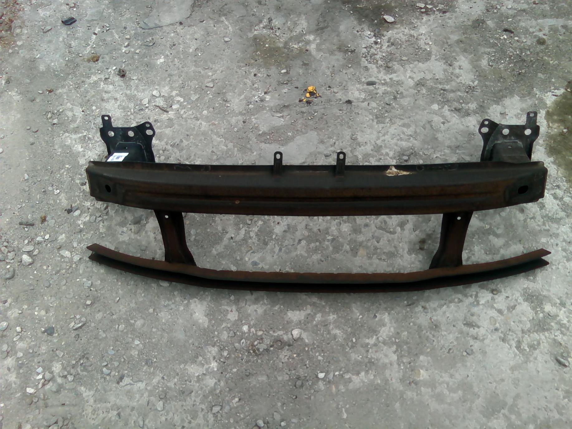 intaritura bara fata Skoda Octavia 1