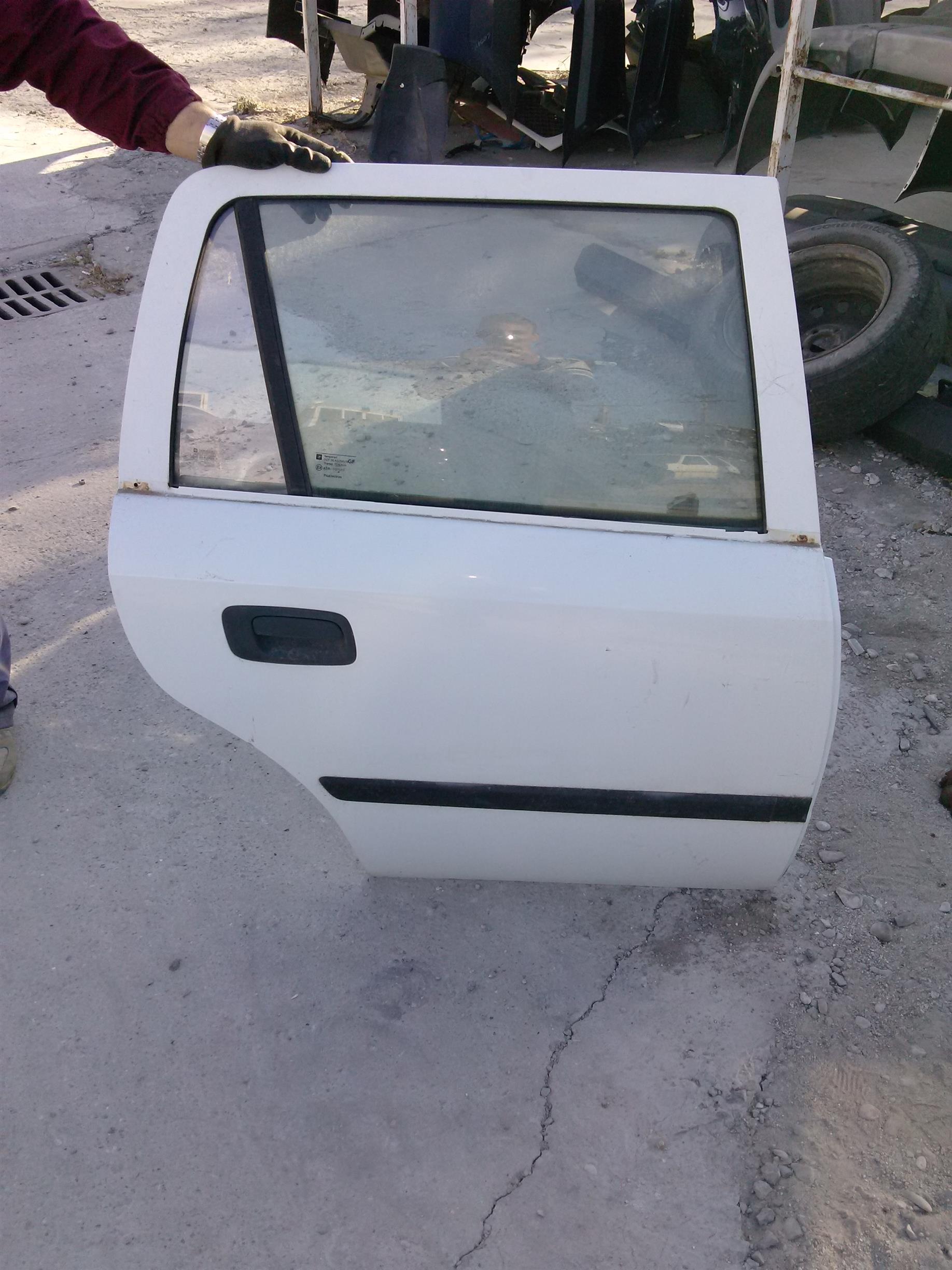 usa dreapta spate completa break Opel Astra G, break