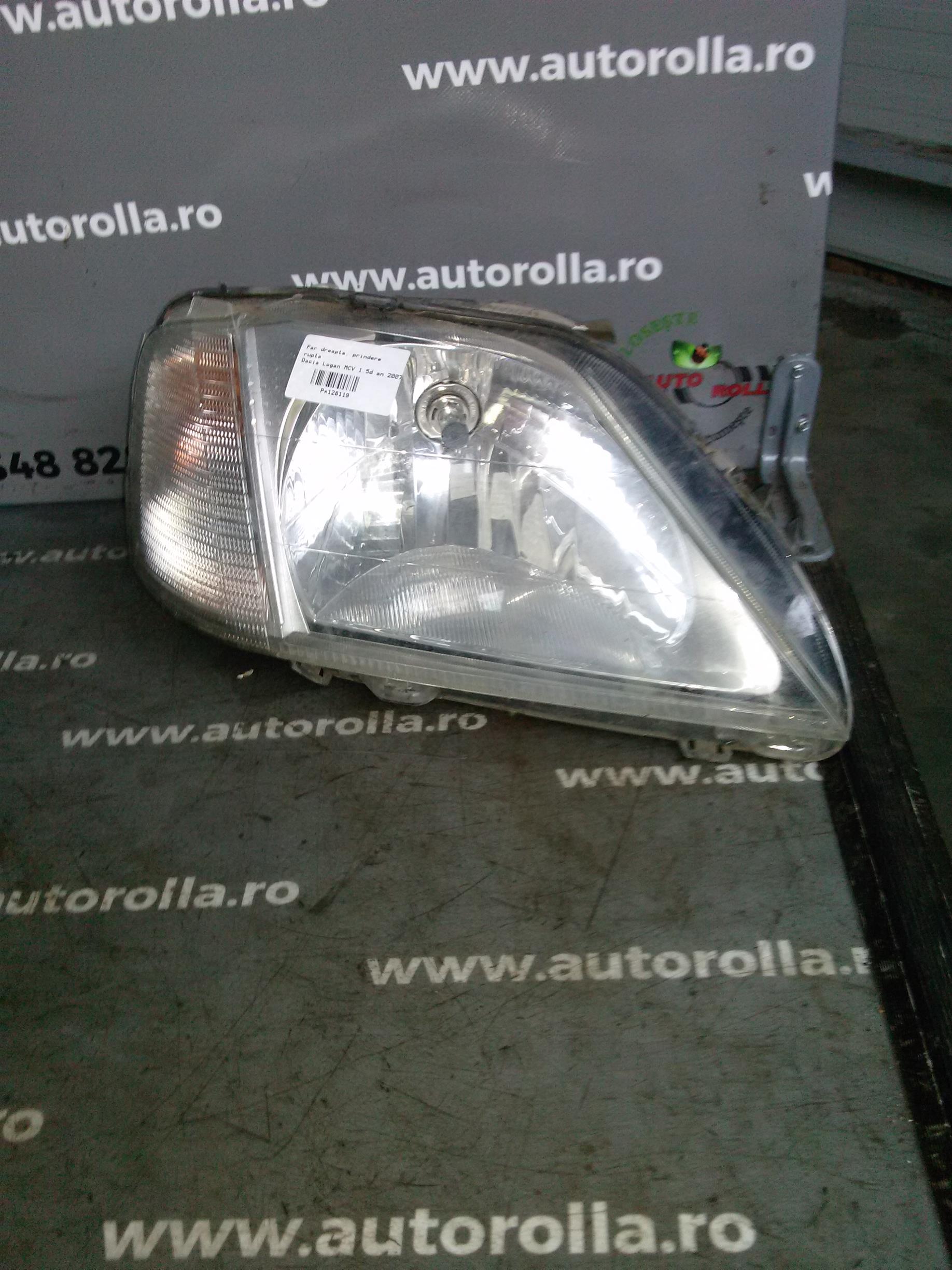 Far dreapta, prindere rupta Dacia Logan MCV 1.5d an 2007