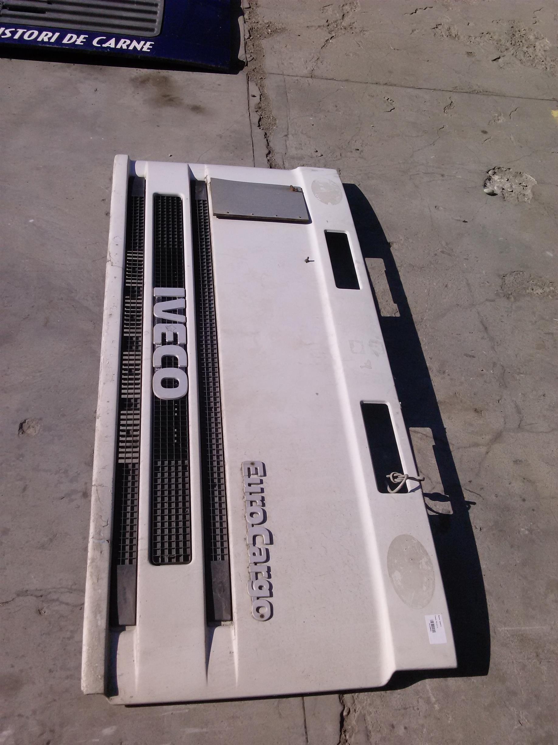 Masca capota Iveco Stralis