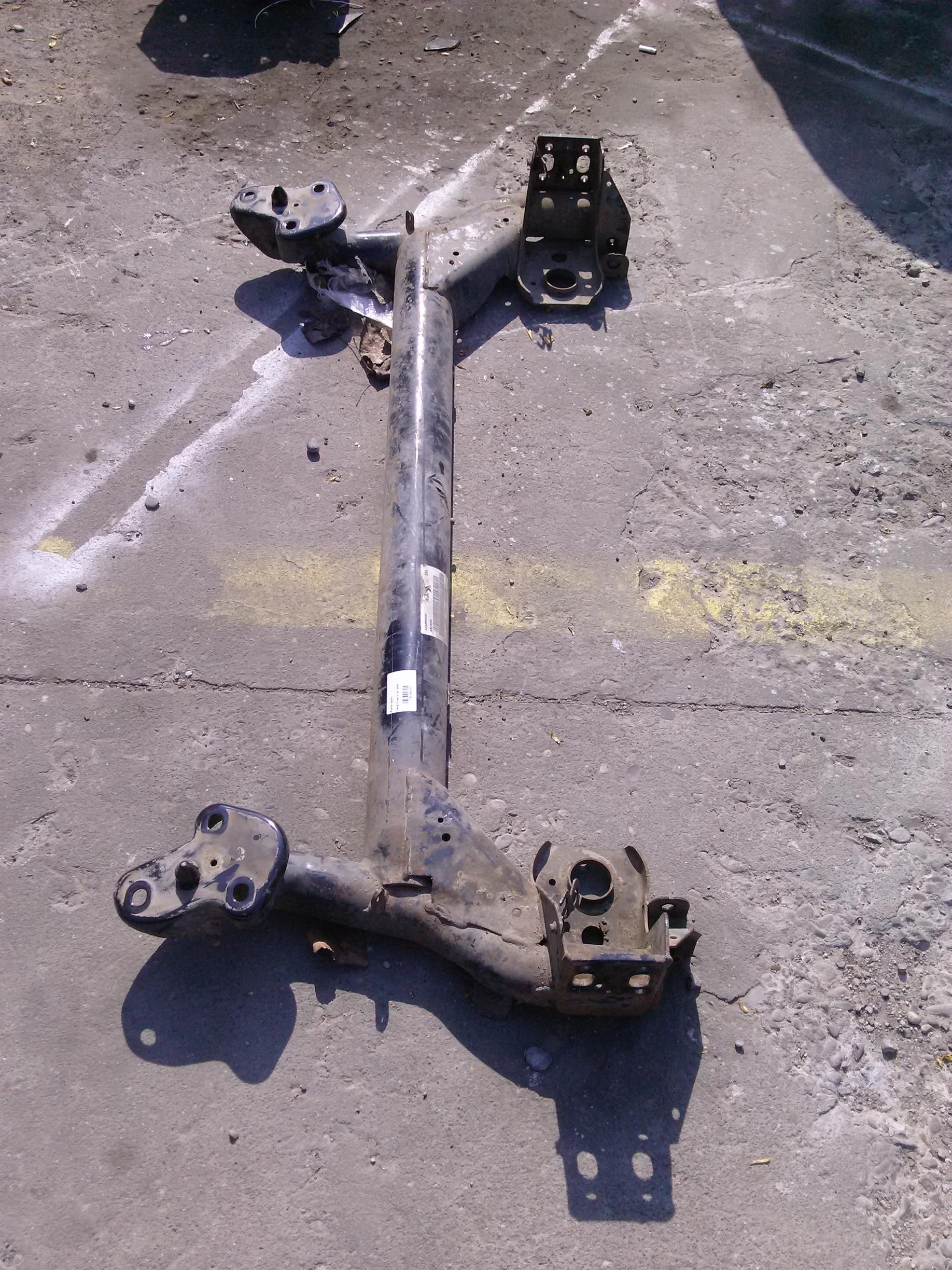 Punte spate Ford Fiesta an 2008