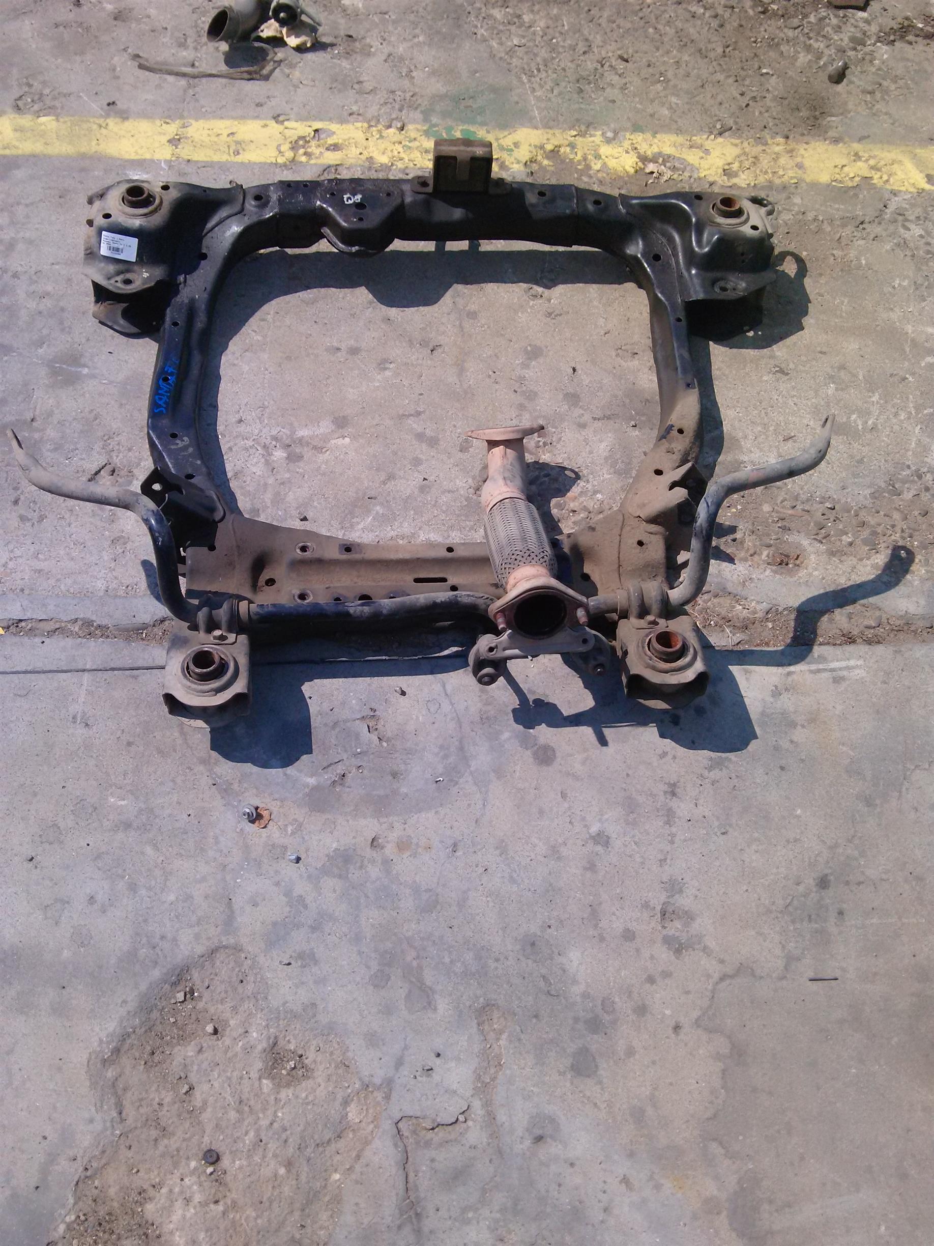 Punte fata + bara stabilizatoare Hyundai Santa Fe 2 2.2d an 2008