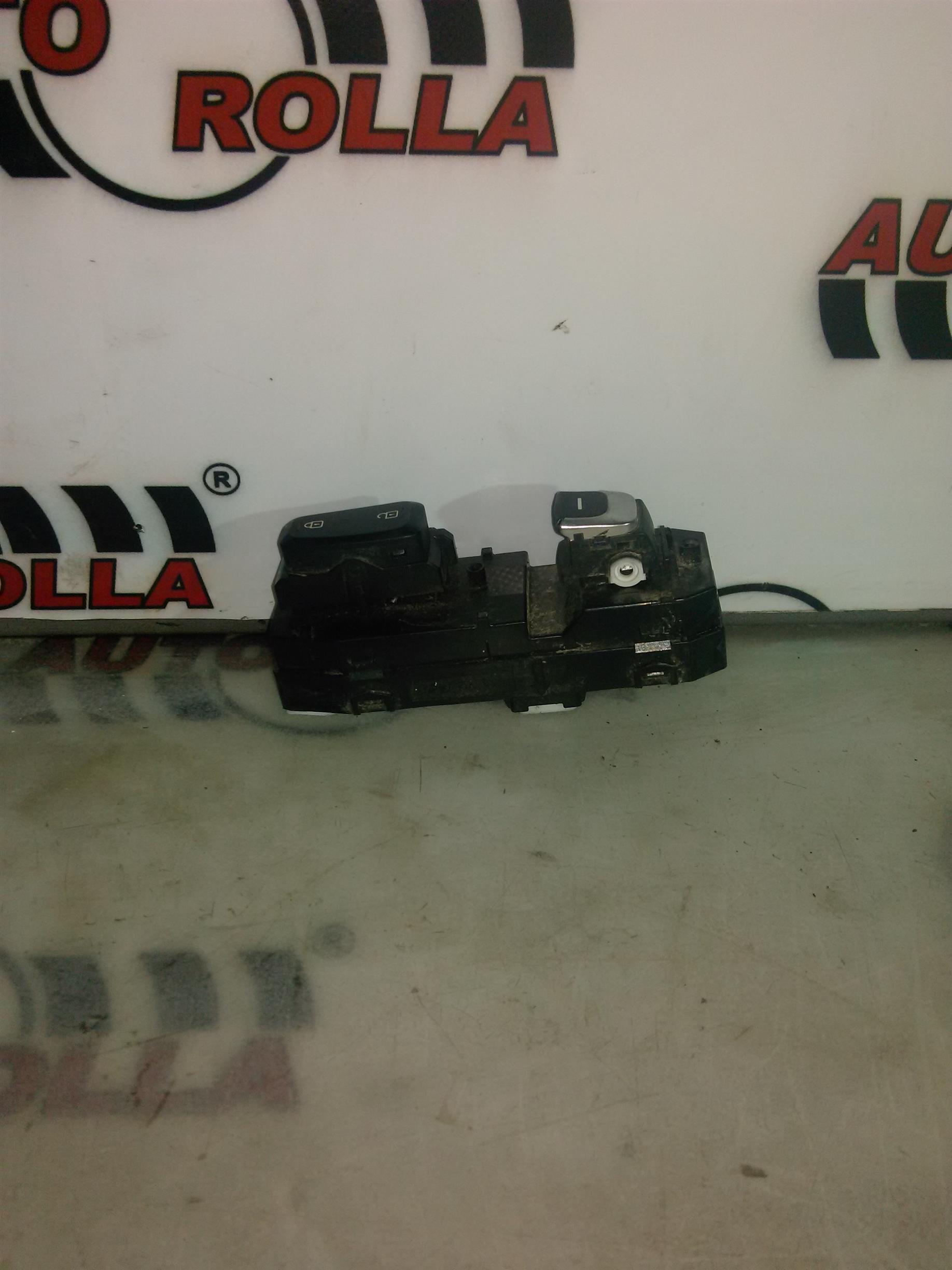Comanda geam dreapta fata Kia Sportage