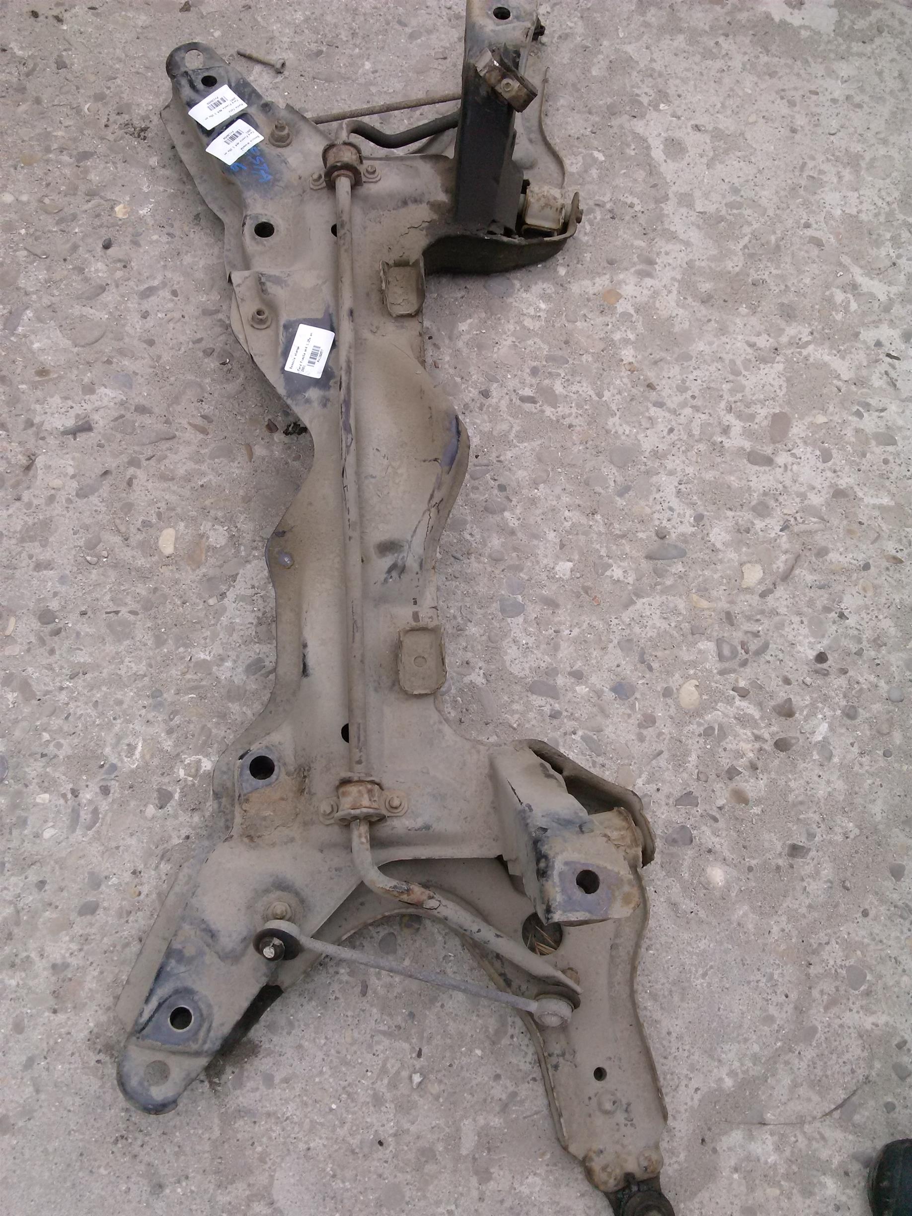 Punte fata Ford Fiesta Mk4 1.25s an 2001