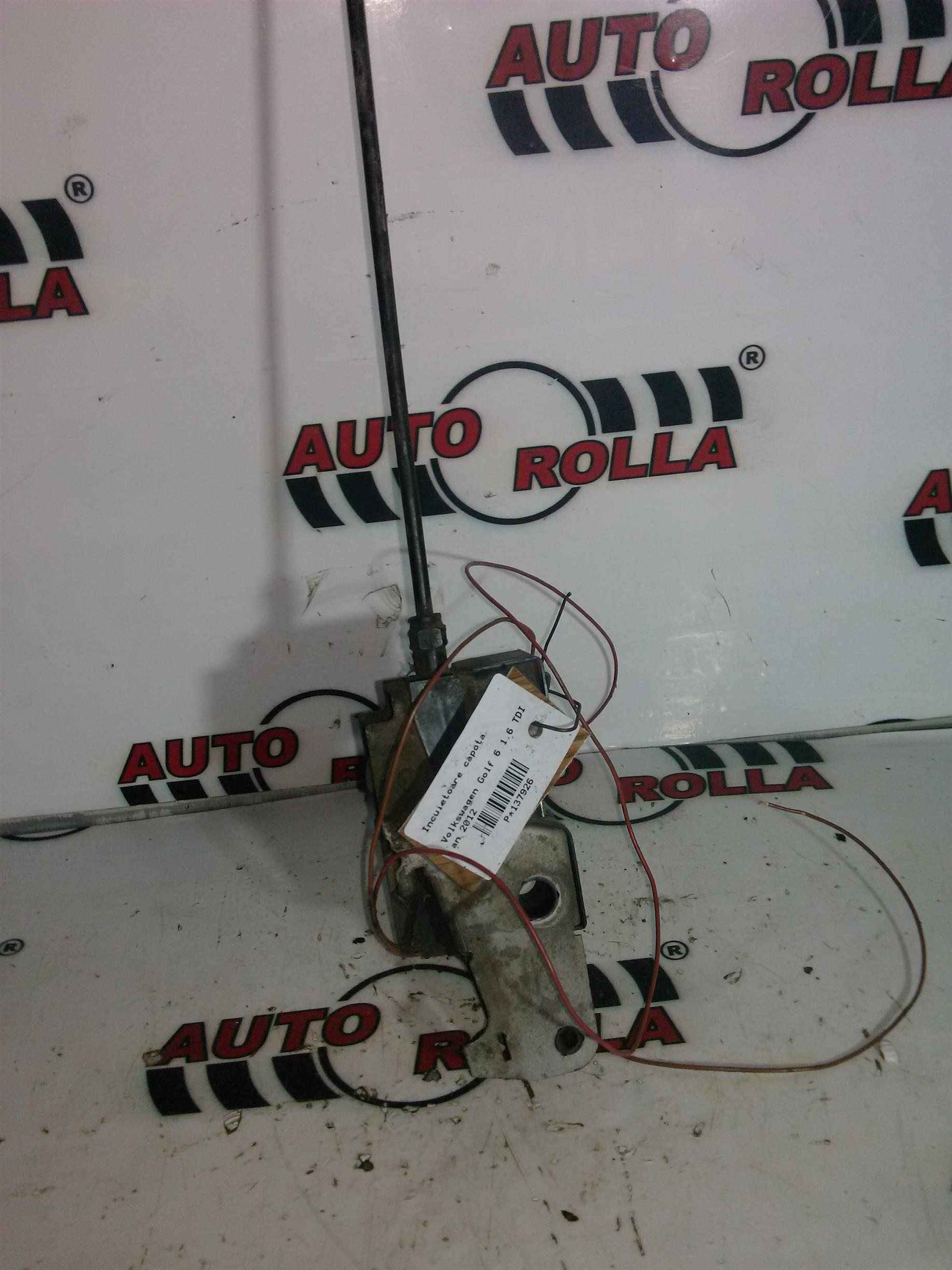 Incuietoare capota Volkswagen Golf 6 1.6 TDI an 2012