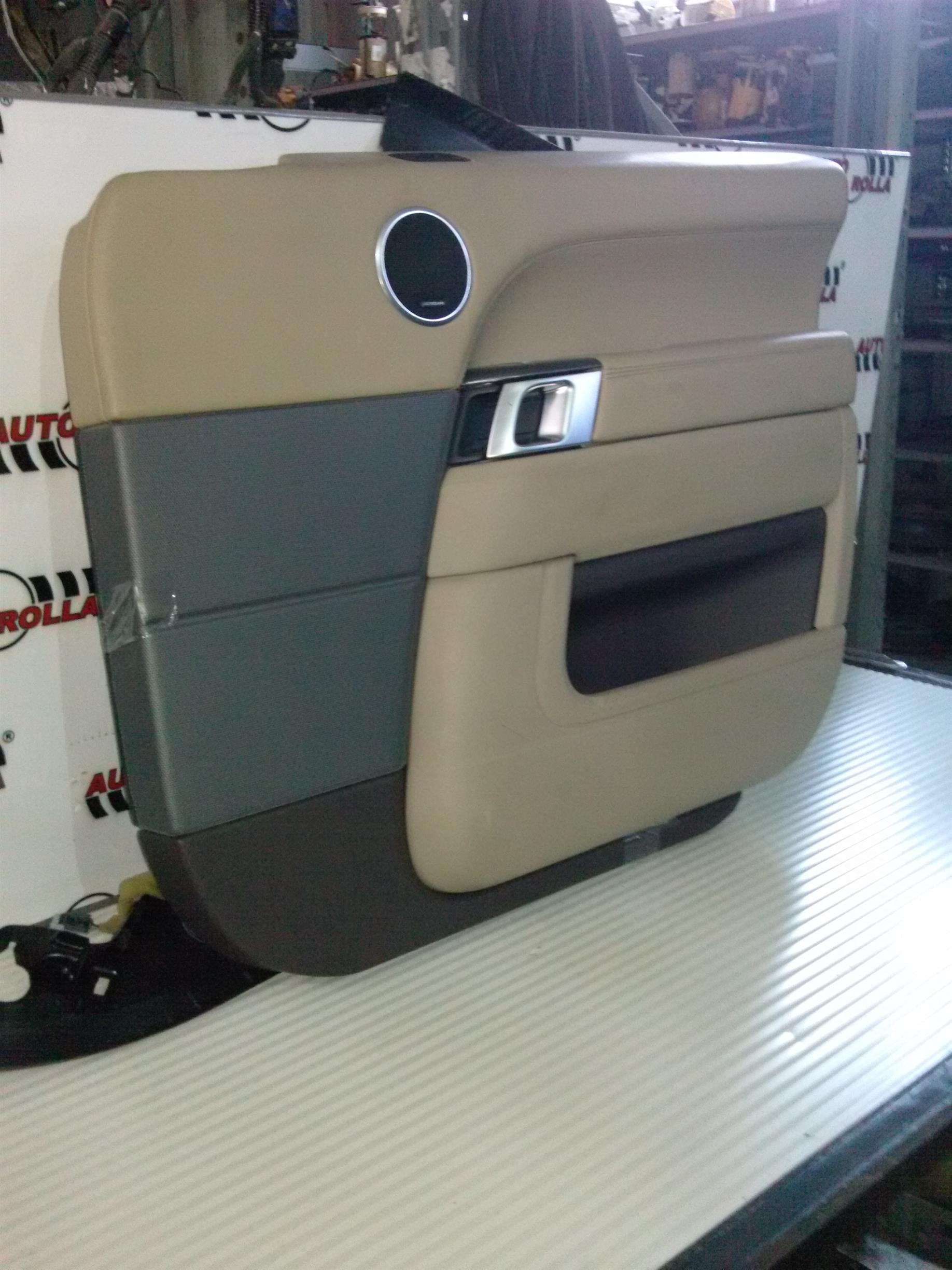 Tapiterie usa dreapta fata Range Rover Sport 4.4D SDV8 an 2015