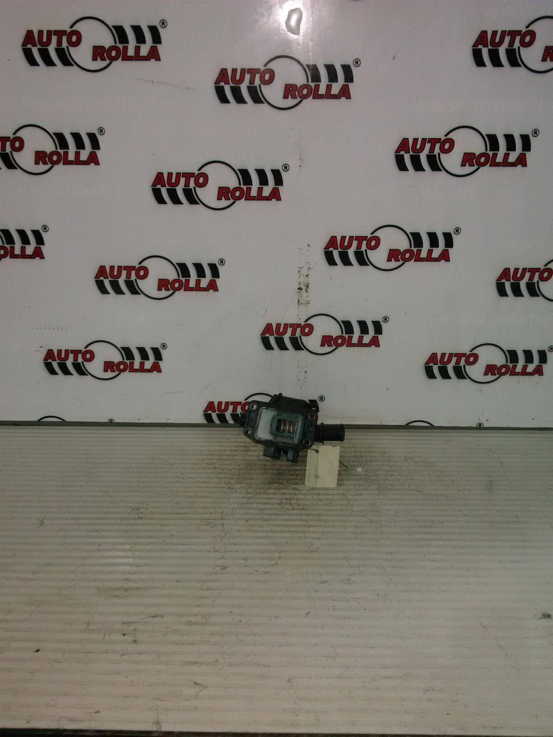Termostat + carcasa Citroen C3 1.4HDI, an 2004