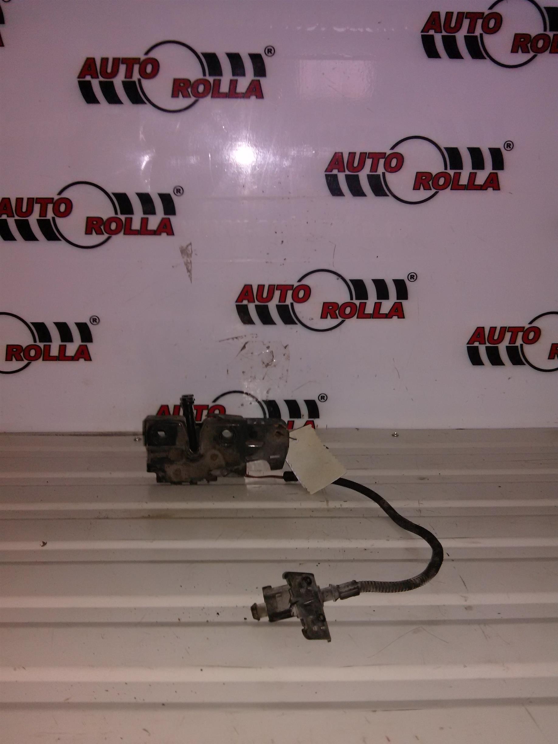 Incuietoare haion Volkswagen Golf 5, 1.9 tdi, an 2006, BKC