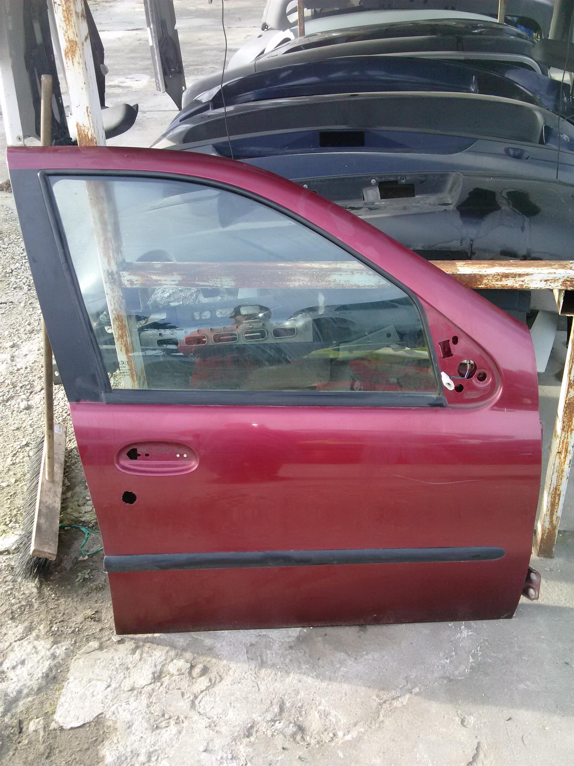 Usa dreapta fata Fiat Albea 1.2S, an 2005