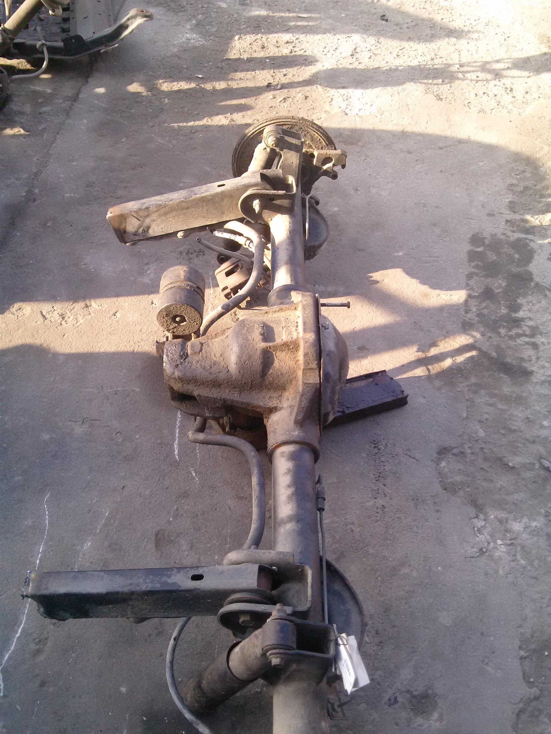 Punte spate Jeep Cherokee 2.8D, an 2004