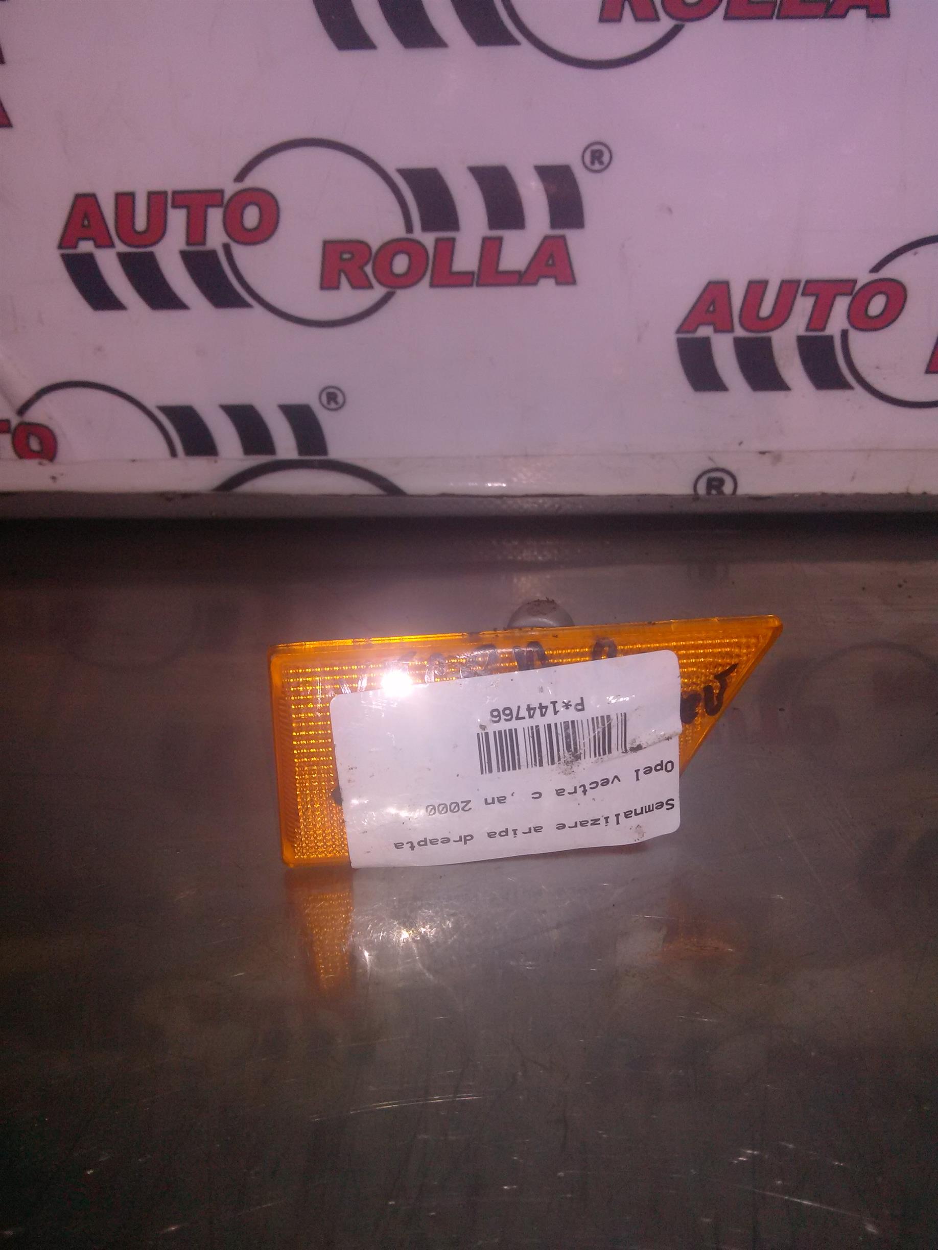 Semnalizare aripa dreapta Opel vectra c ,an 2000