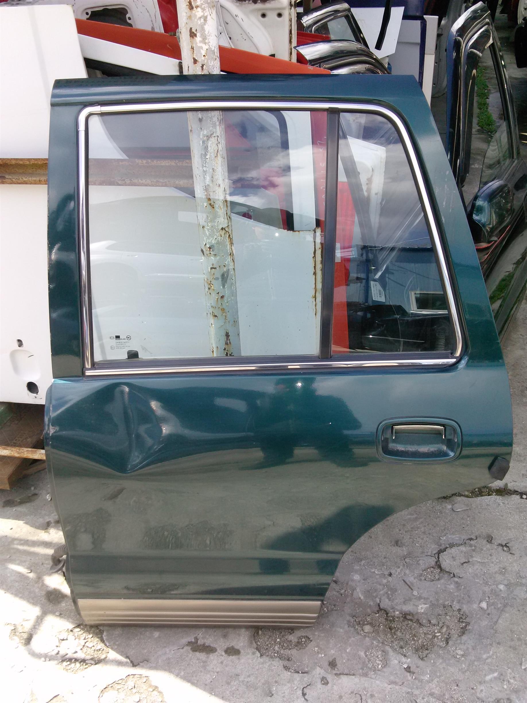 Usa stanga spate completa Kia Sportage 2.0d an 2001