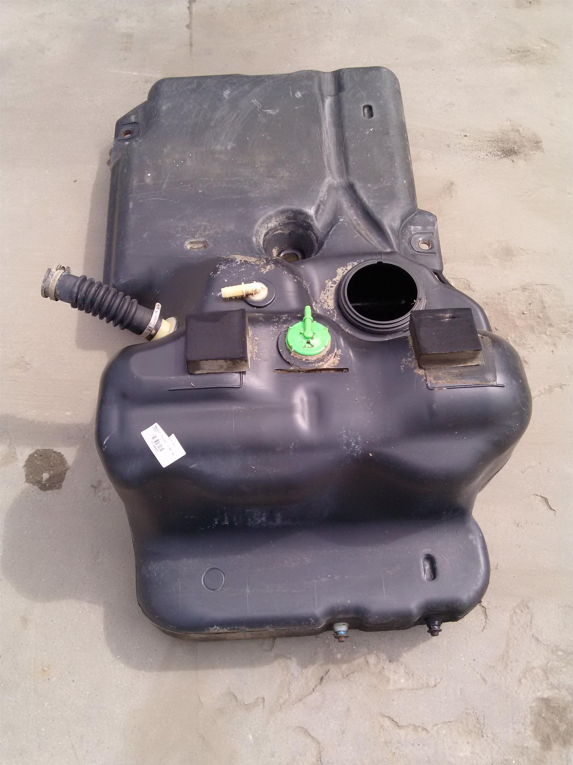 Rezervor combustibil Renault Master, 2.5D, an 2008