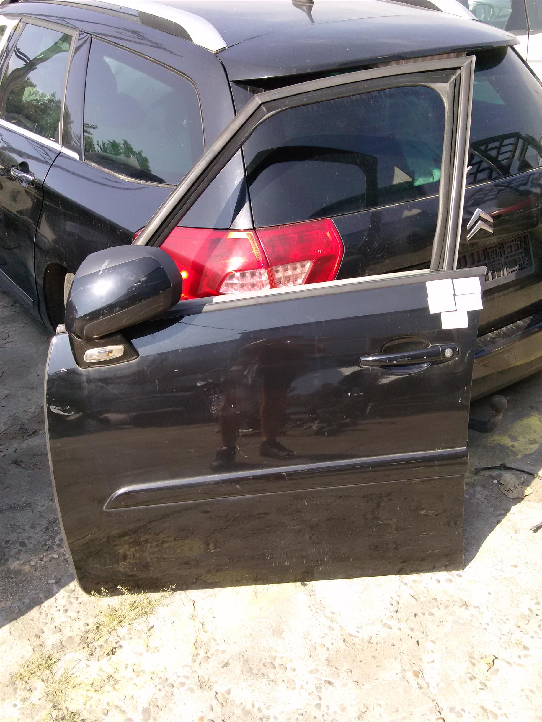 Usa stanga fata Citroen C4 Picasso 2.0 hdi, an 2008