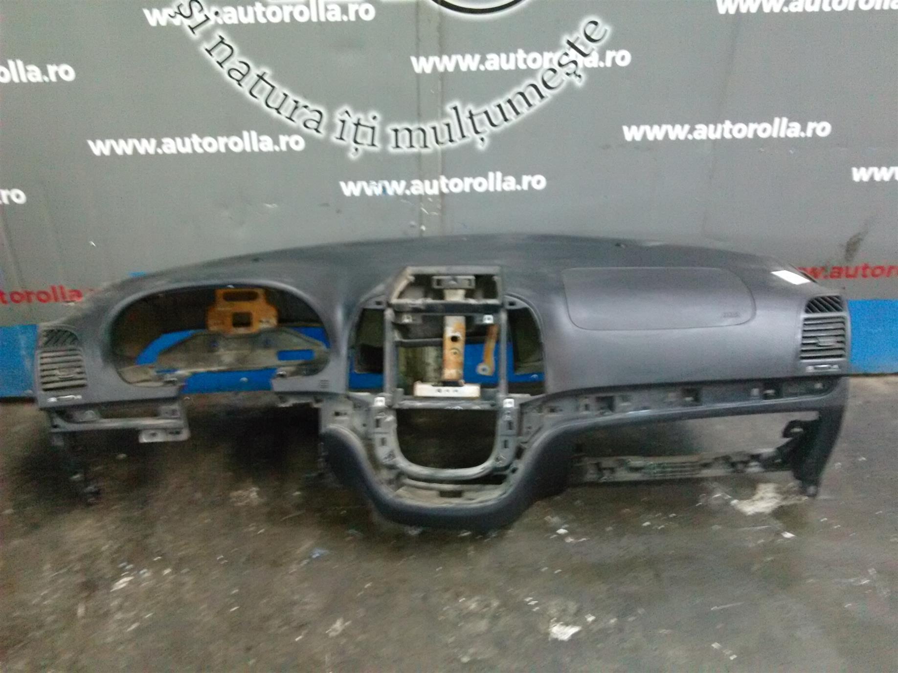 Plansa bord Hyundai Santa Fe 2.2CRDI, an 2006