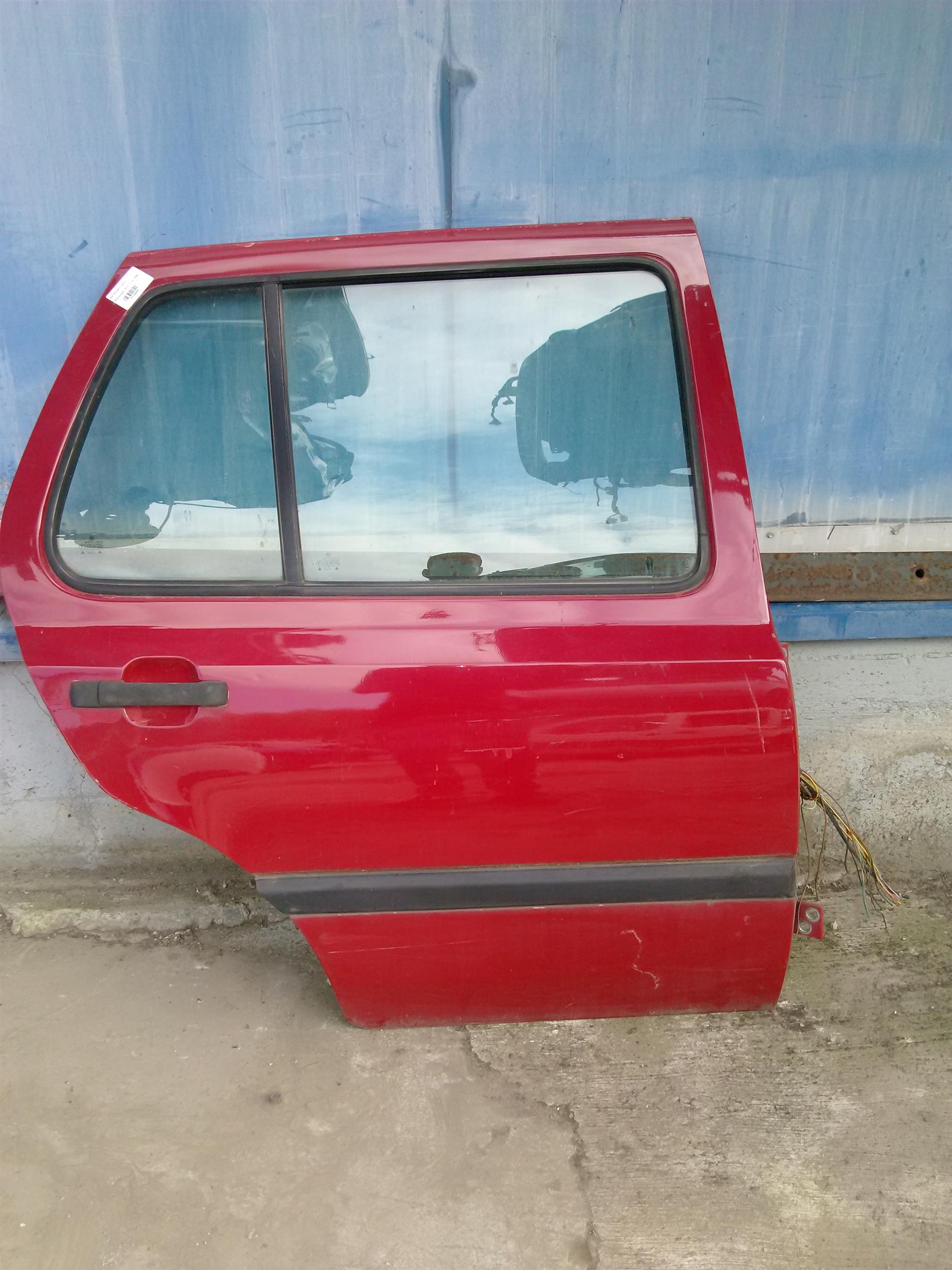 Usa dreapta spate Volkswagen Golf 3 an 1996