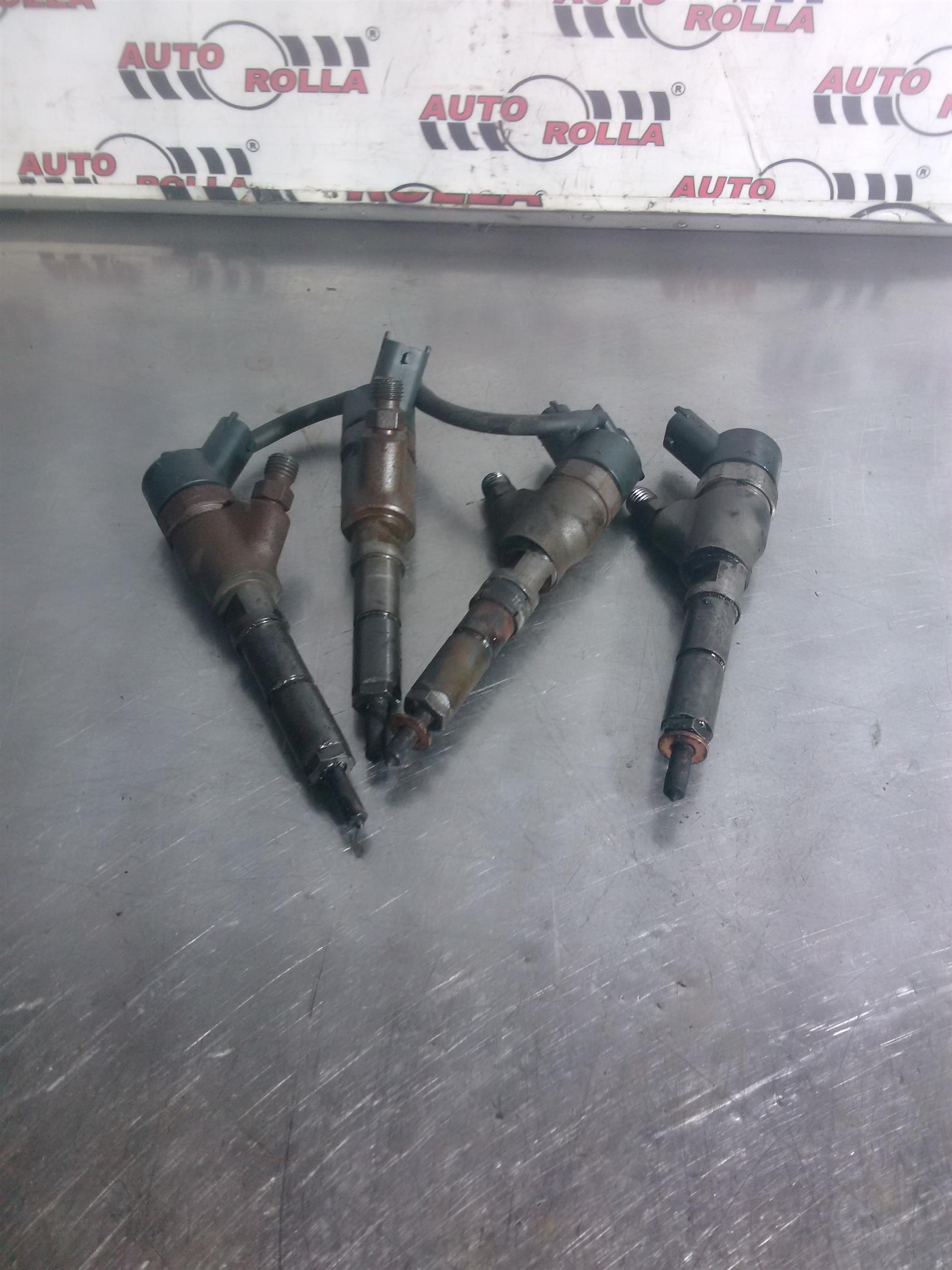 Injectoare set Citroen C5, 2.0D, an 2003