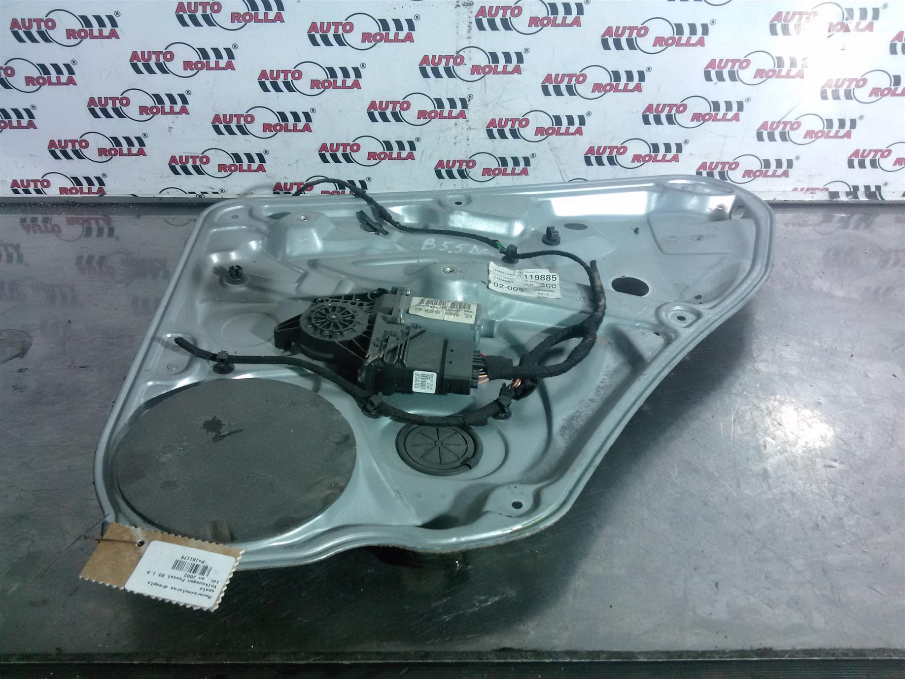 Macara+motoras dreapta spate Volkswagen Passat B5 1.9 tdi, an 2002