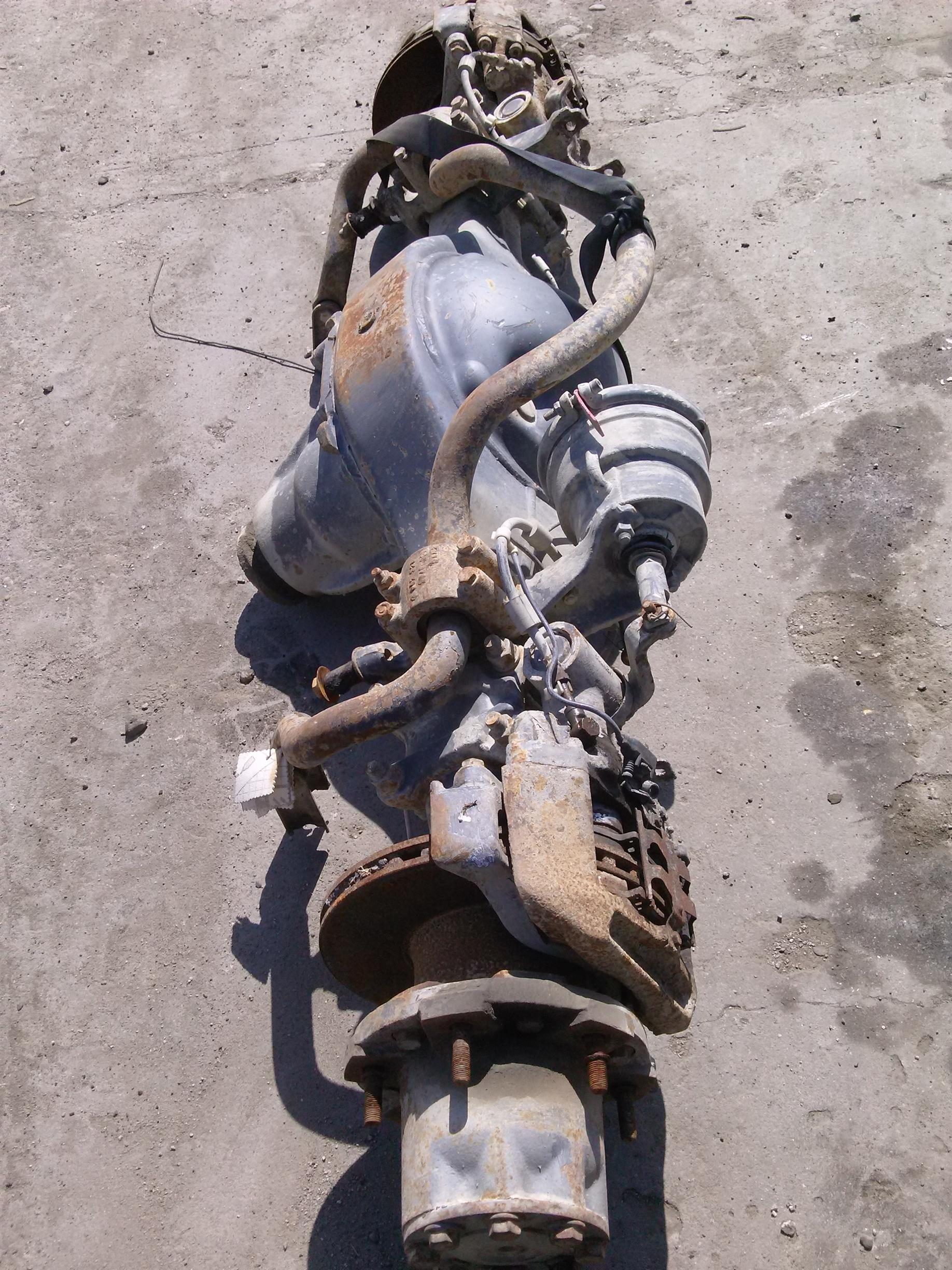 Punte spate Mercedes Vario 4.0D, an 2007